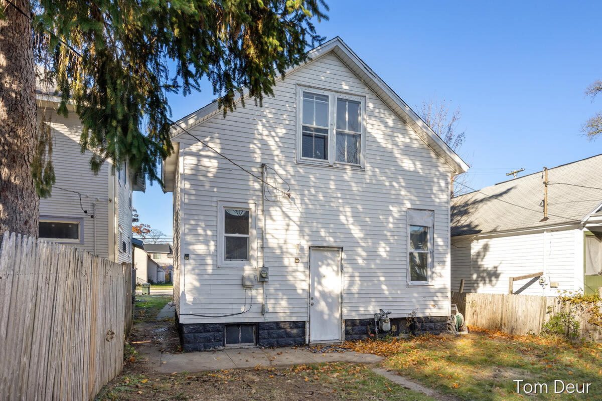 1138 Sanford Street