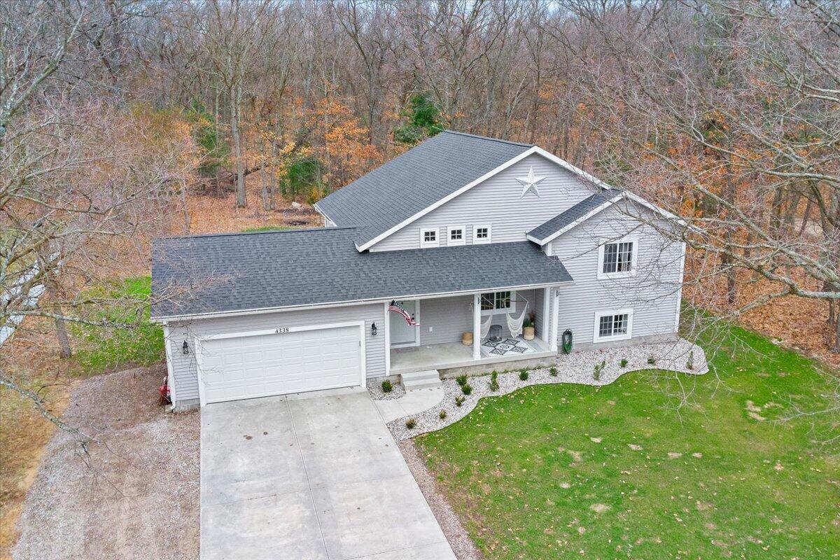 4338 White Road