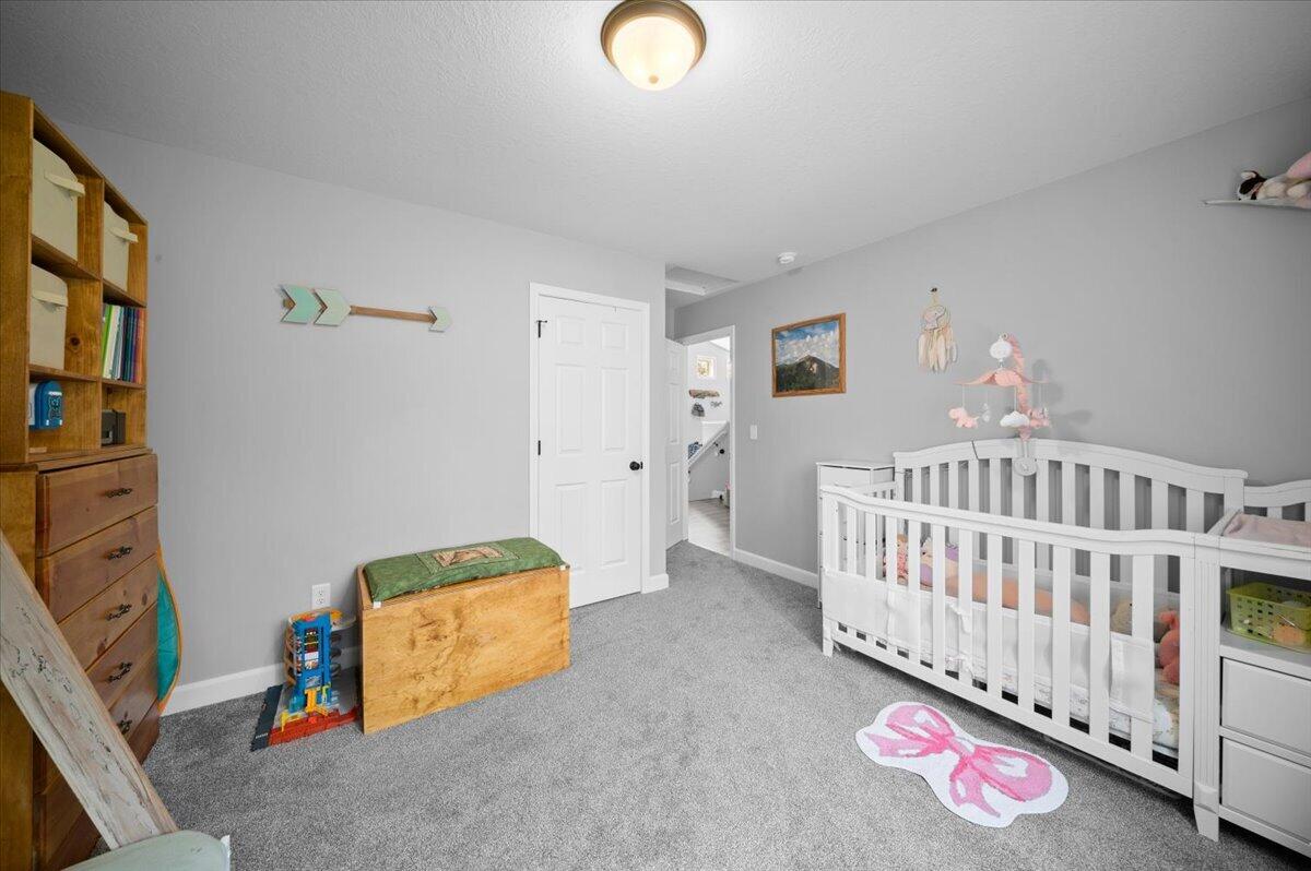 4338 White Road