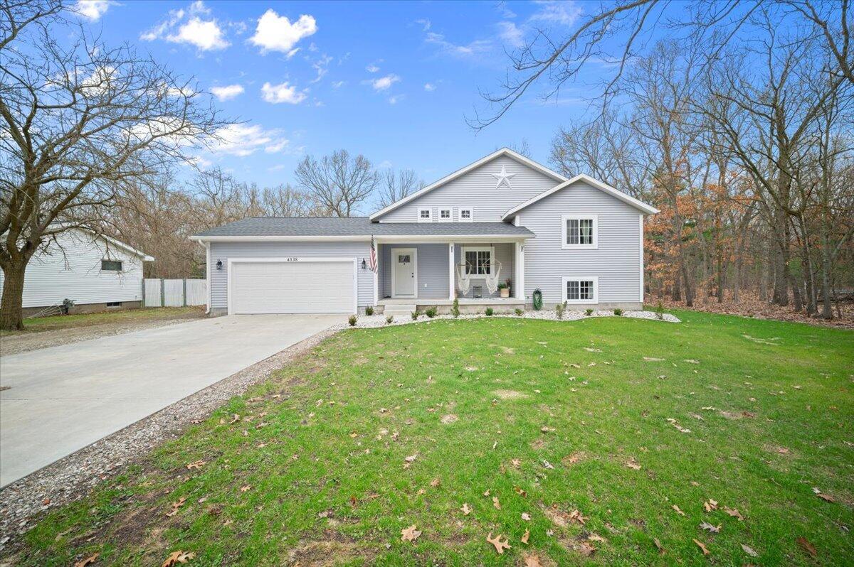 4338 White Road