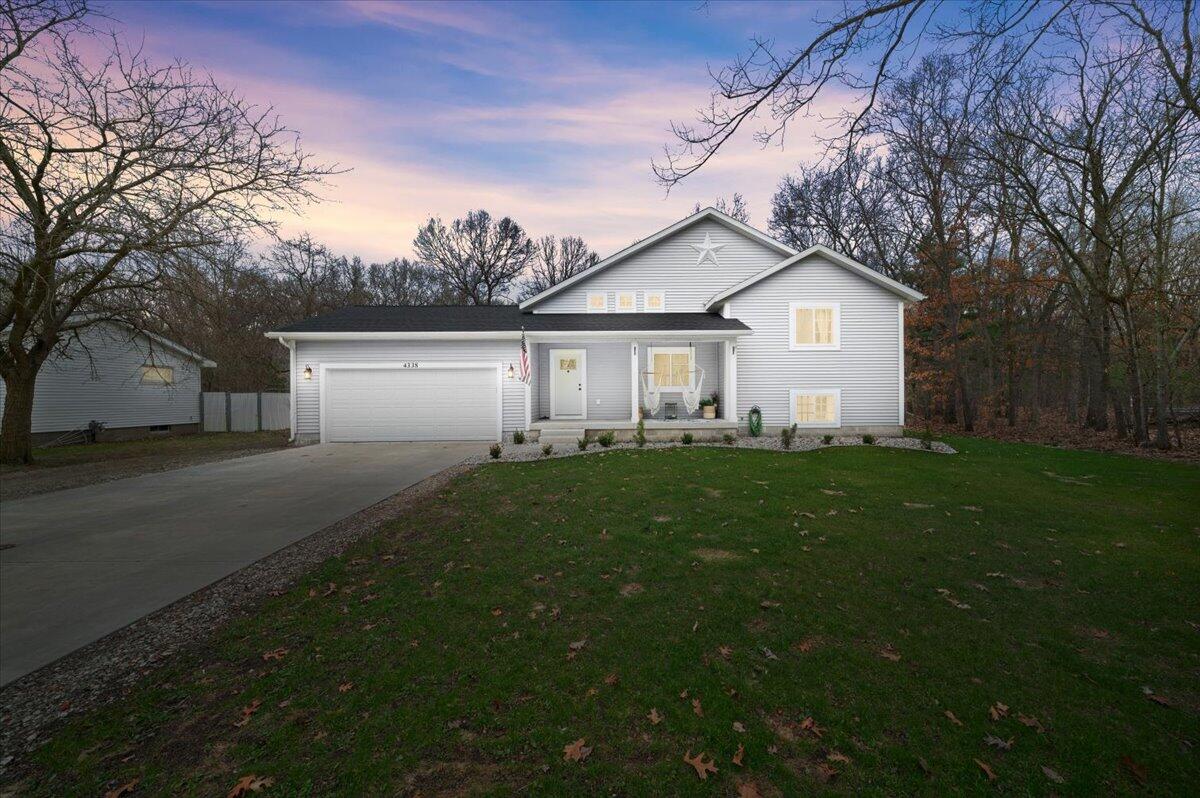 4338 White Road