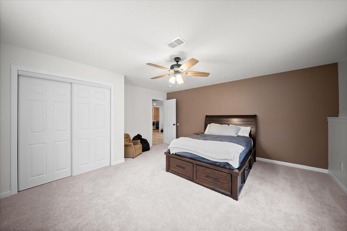 4338 White Road