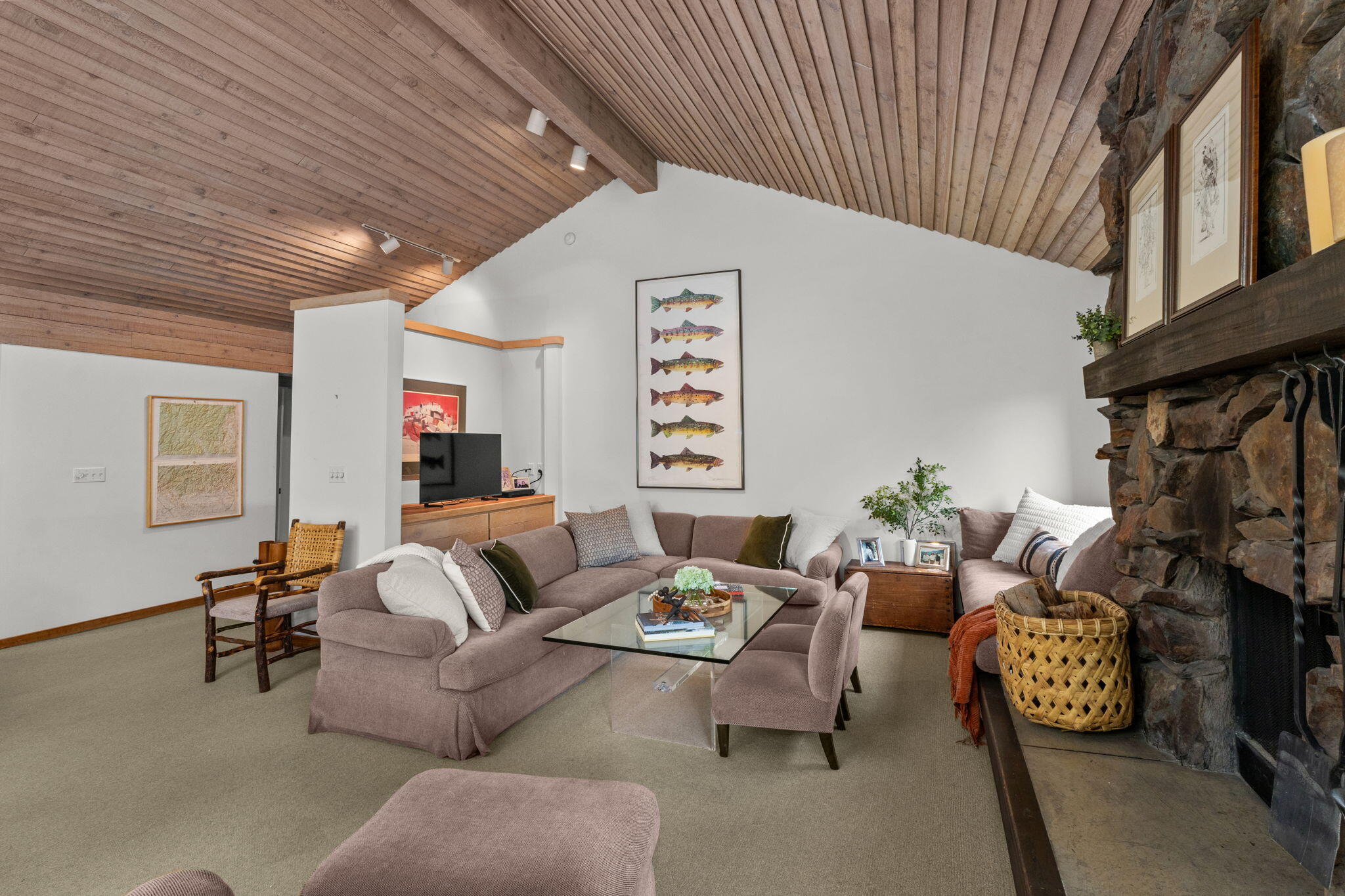 569 WILDFLOWER CONDO Dr