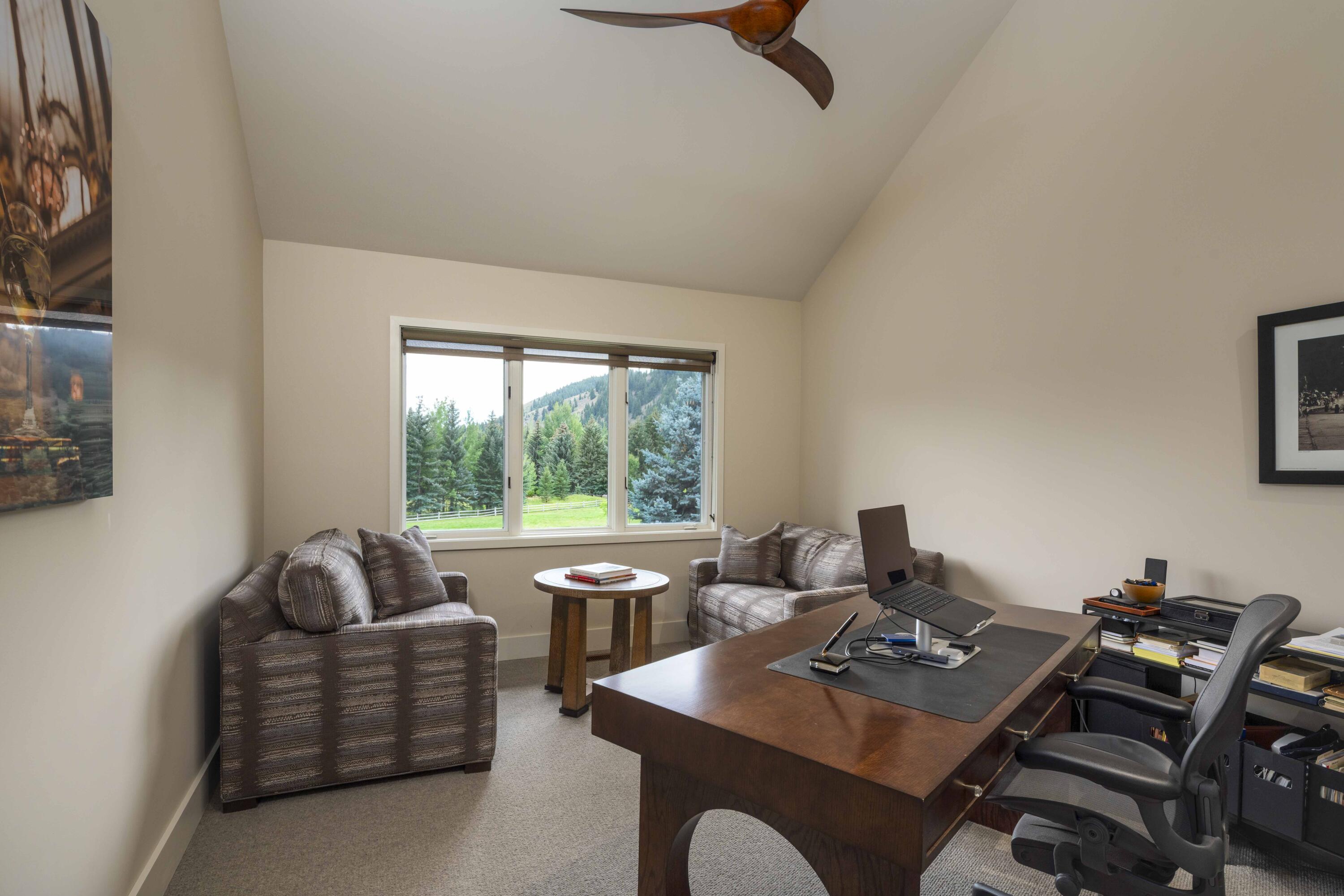 901 Cheyenne Ct