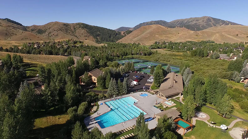 4358 FAIRWAY NINE Dr