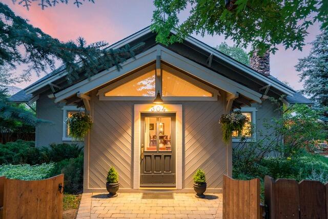 304 N 4TH Ave