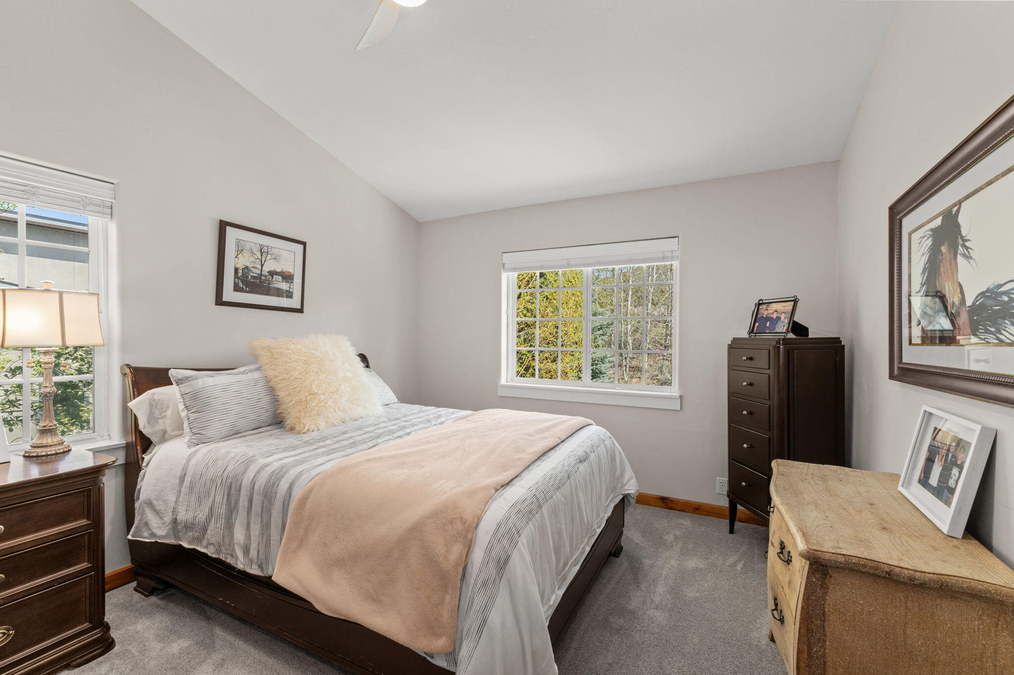 320 Cranbrook Rd