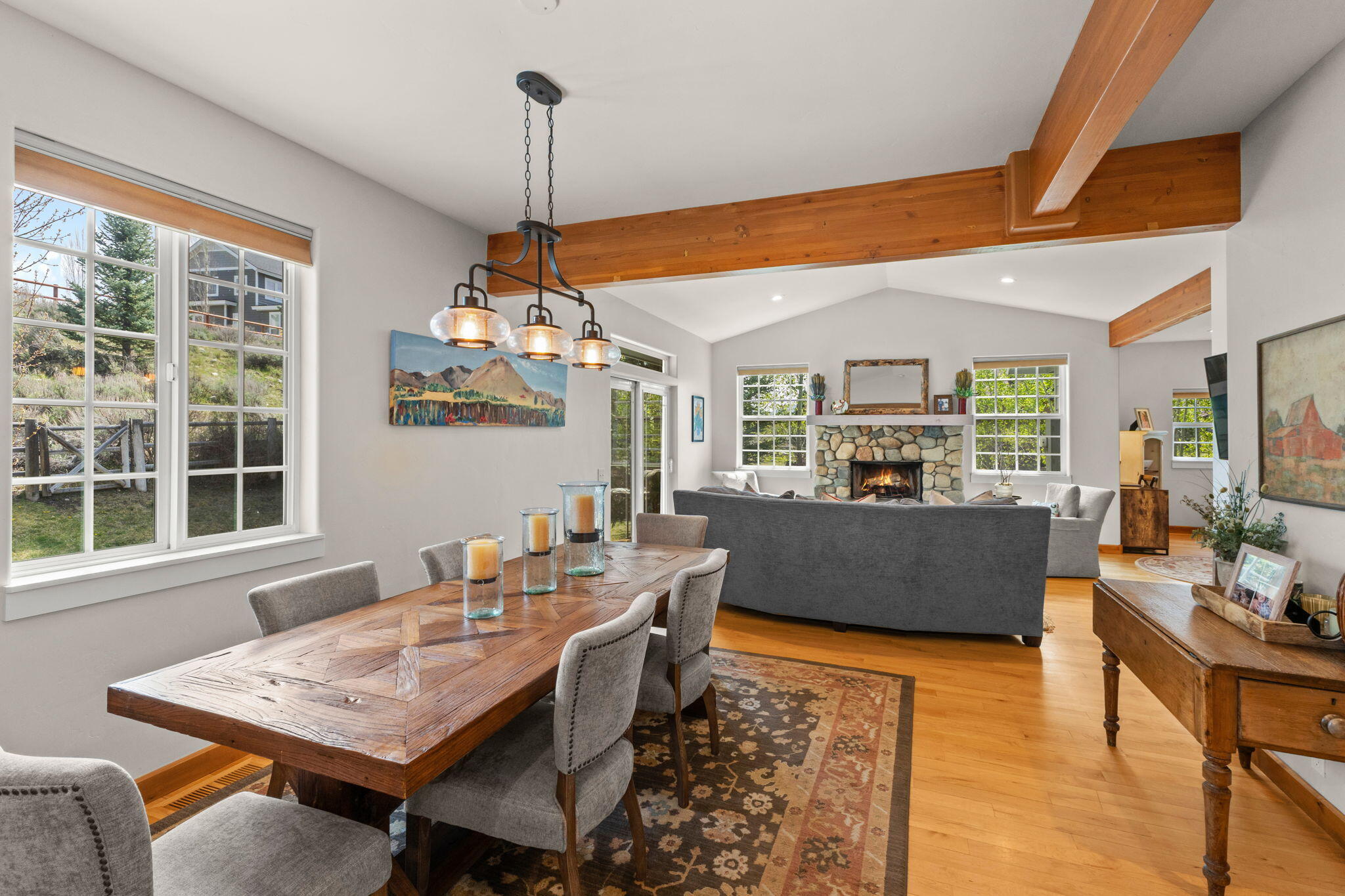 320 Cranbrook Rd