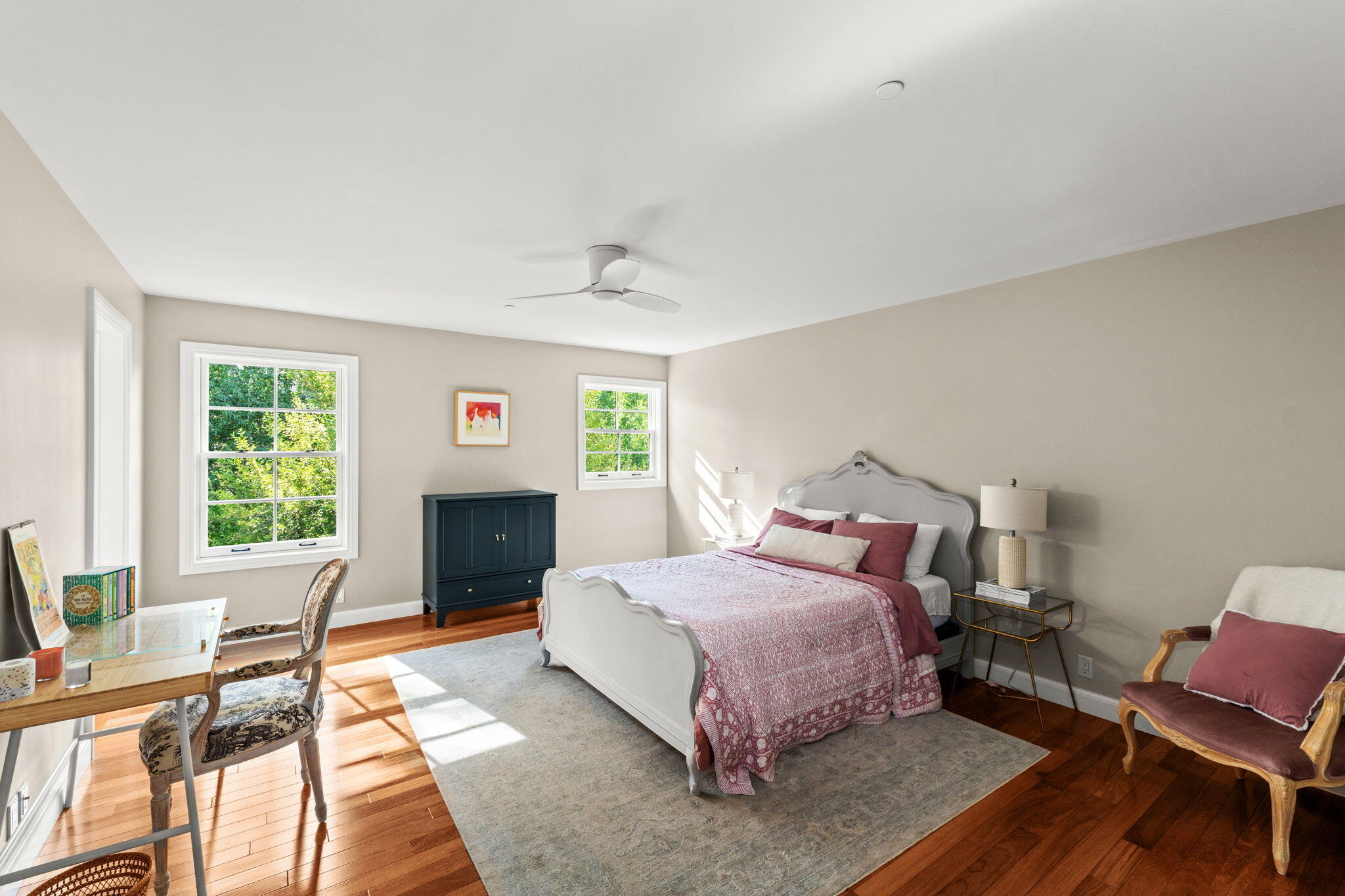113 N Hiawatha Dr