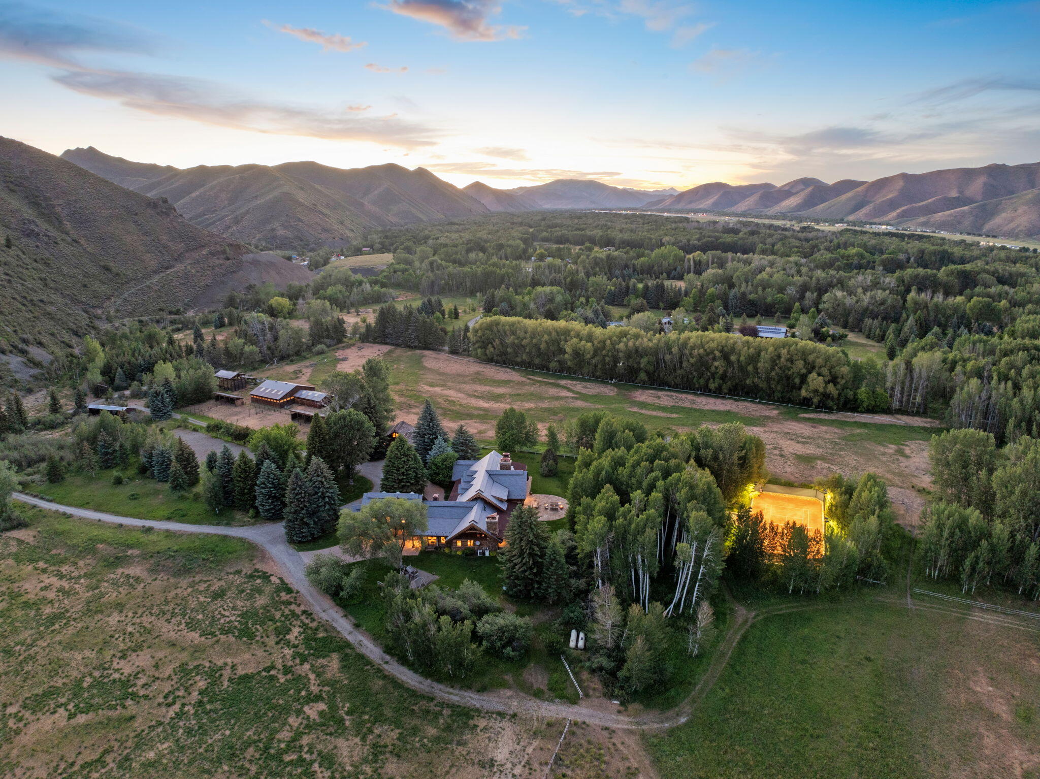 40 Fox Hollow Gulch Rd