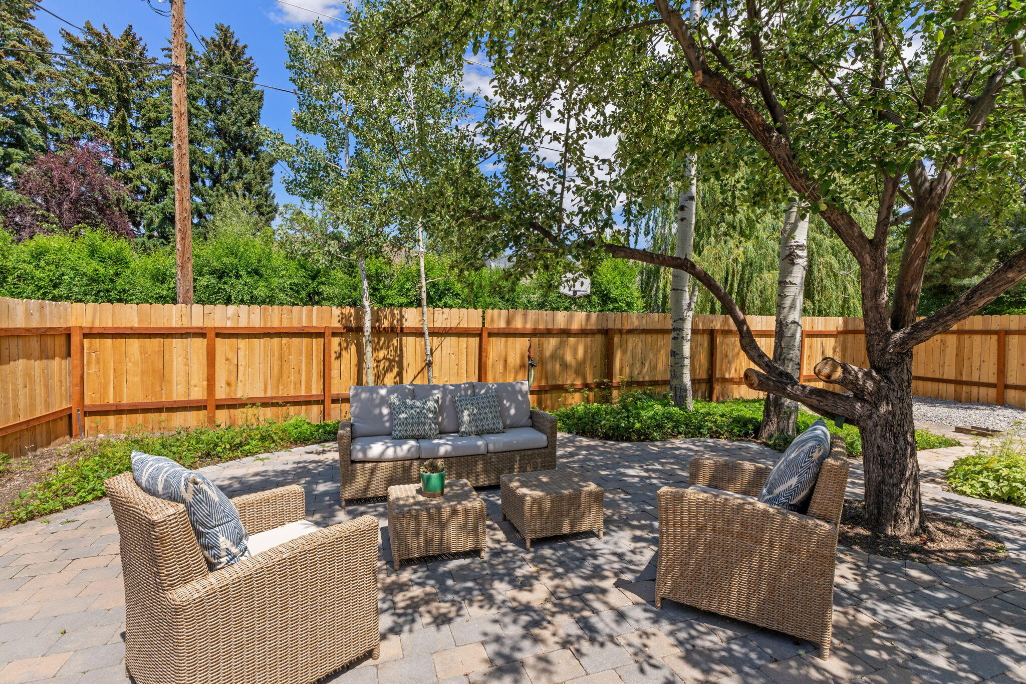 304 N 4TH Ave