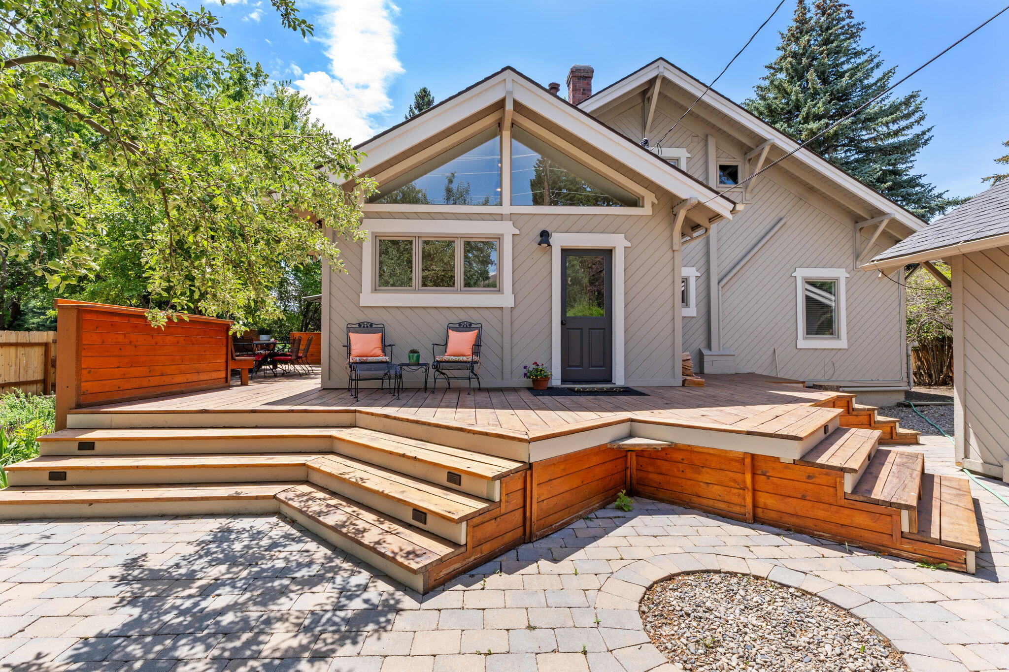 304 N 4TH Ave