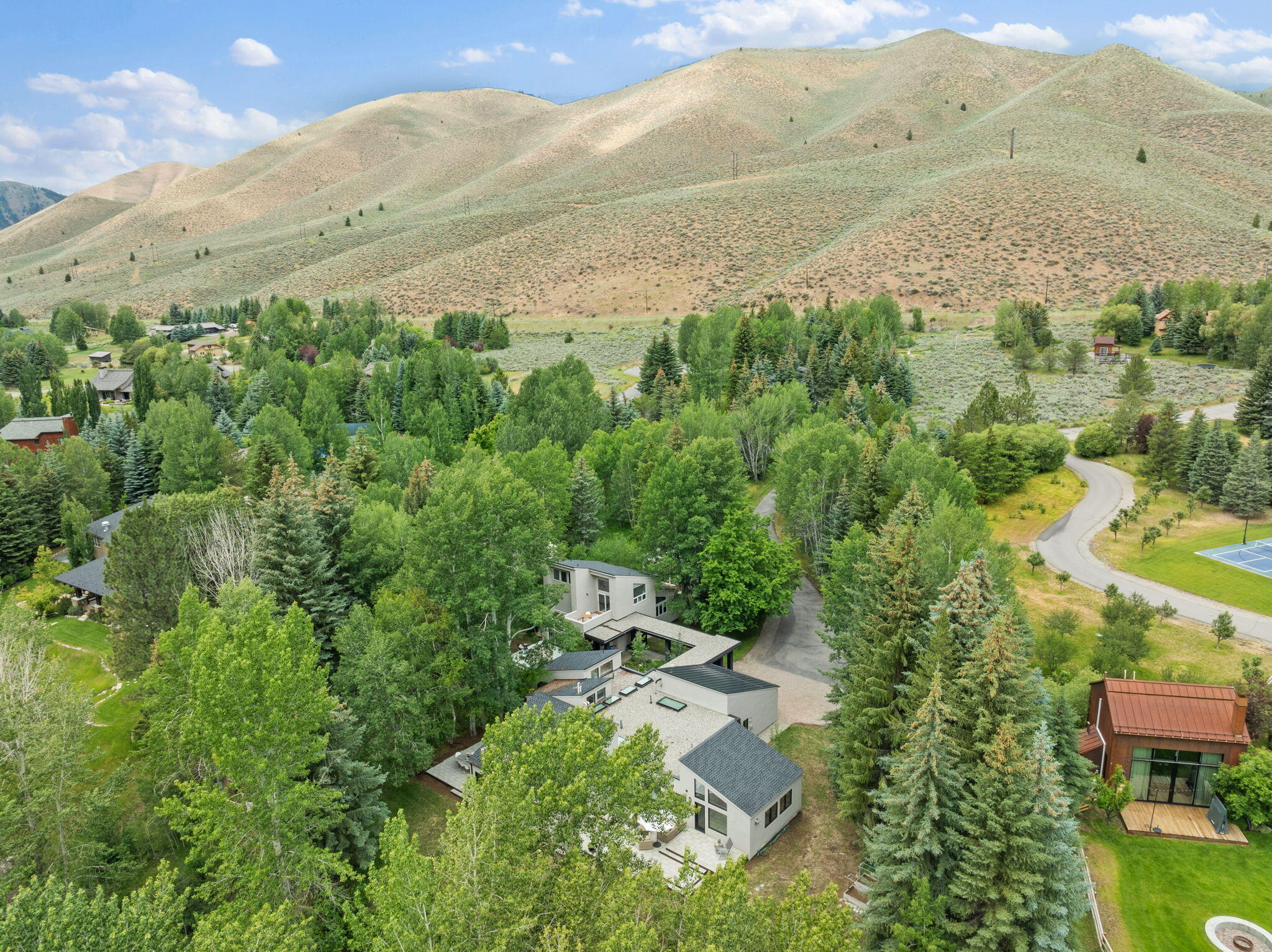 217 Canyon Rd