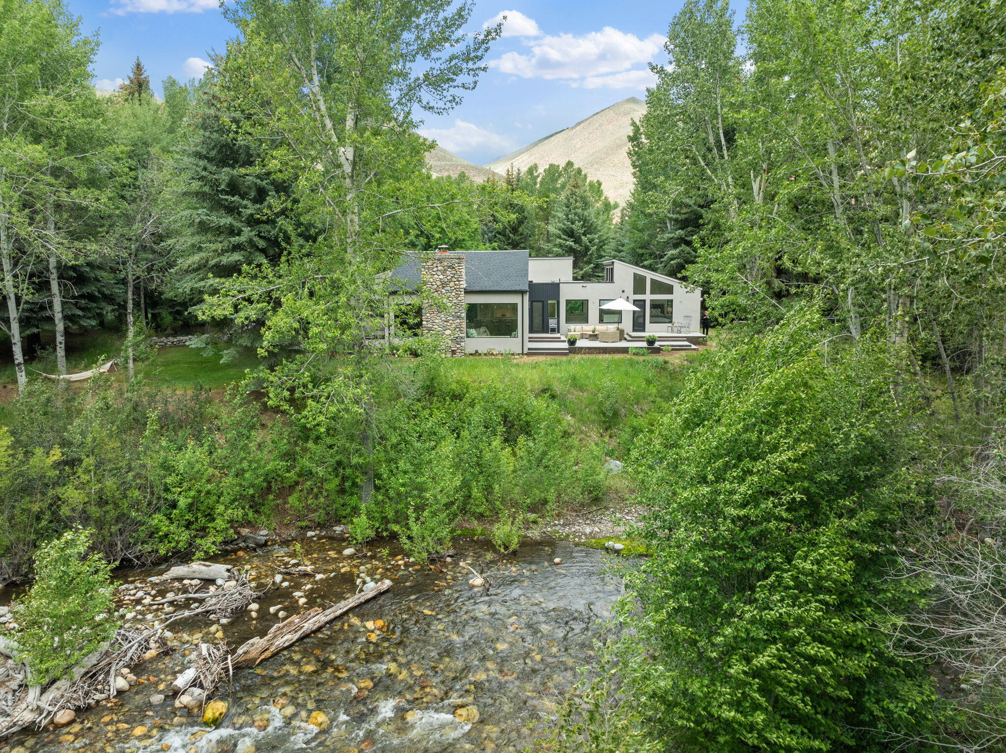 217 Canyon Rd