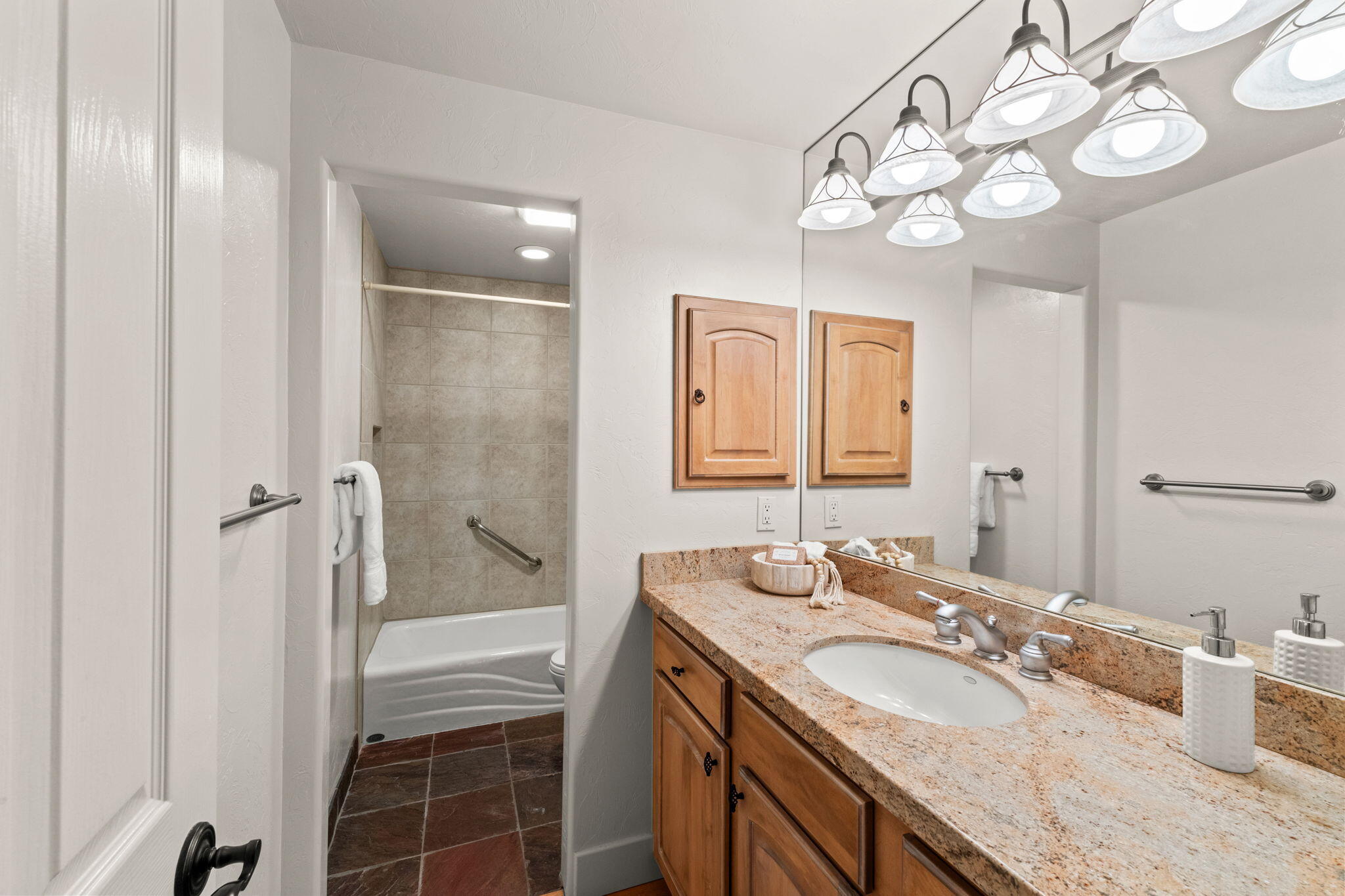 1386 DOLLAR MEADOW CONDO Dr