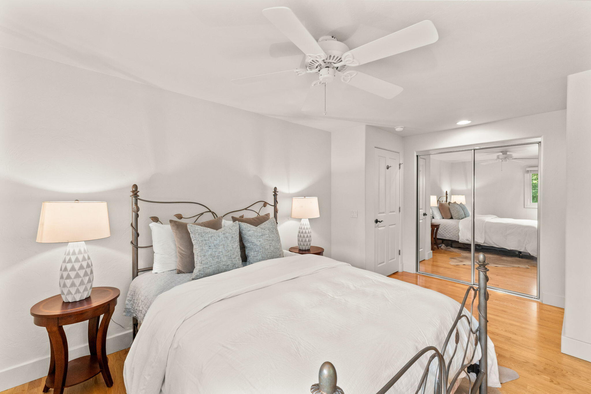 1386 DOLLAR MEADOW CONDO Dr