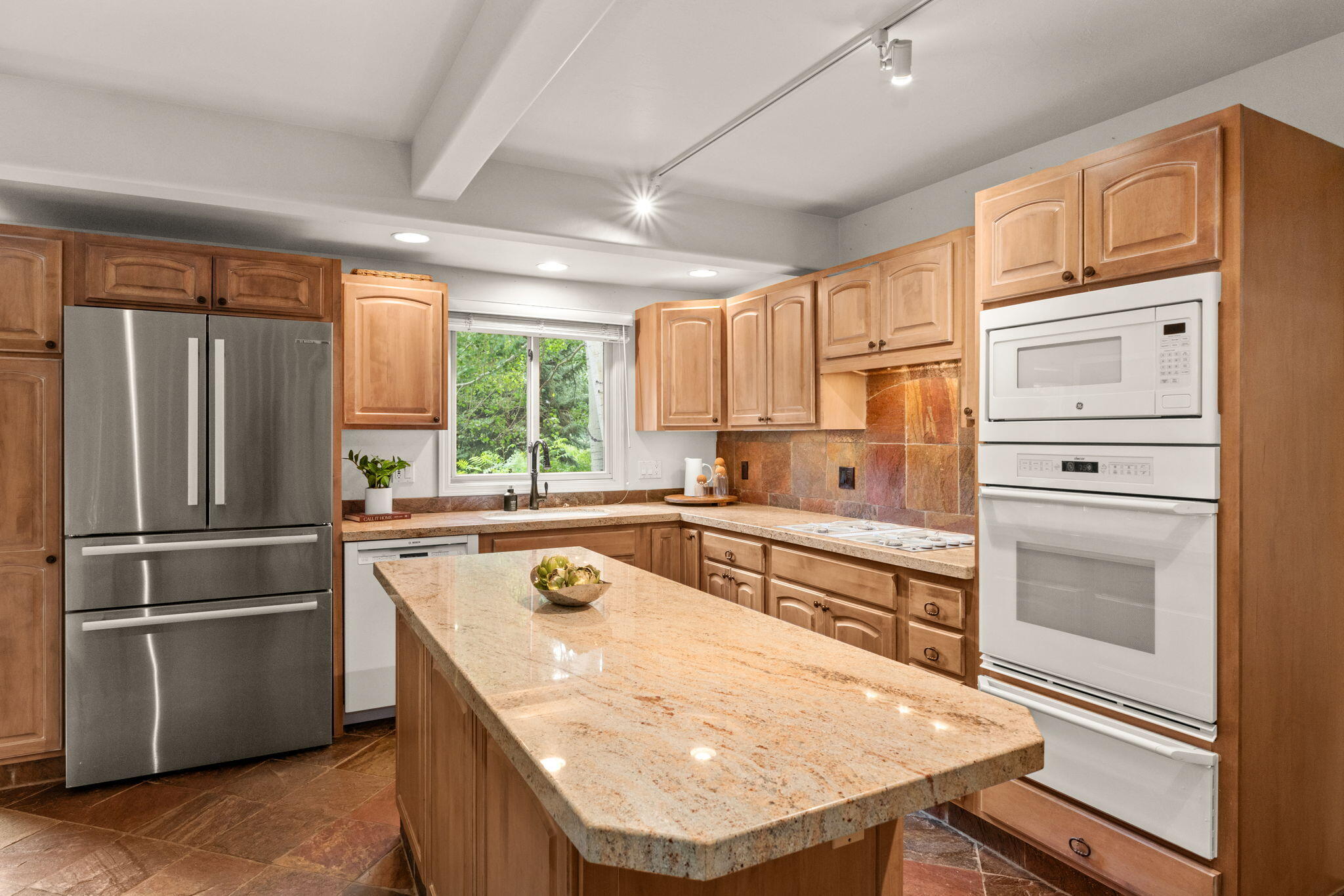 1386 DOLLAR MEADOW CONDO Dr