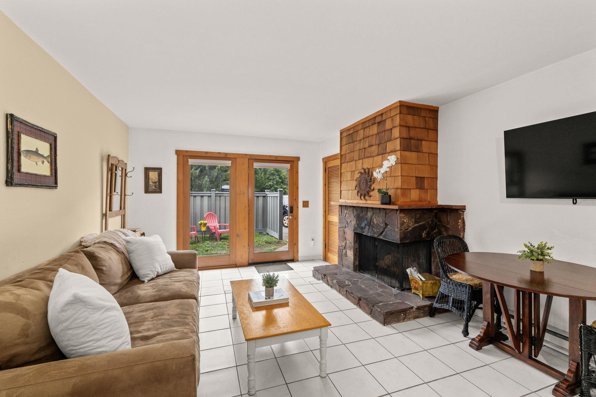 280 S 3RD Ave 7