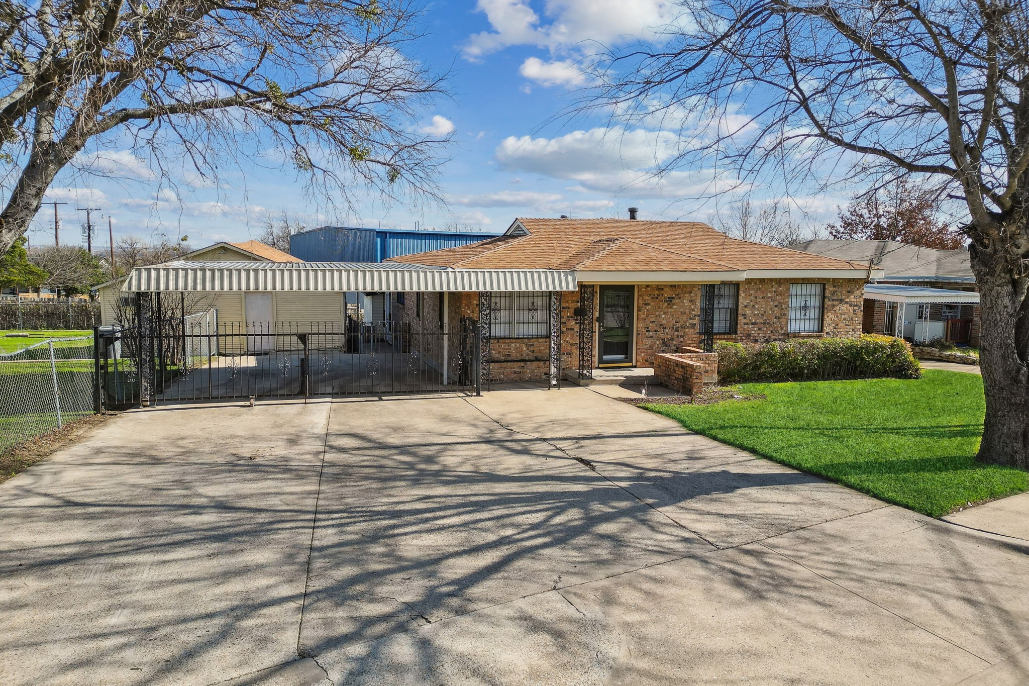 1110 Hutchins Road