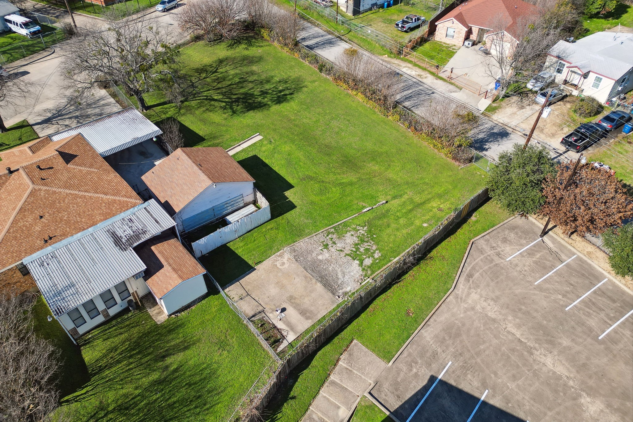 1102 Hutchins Road