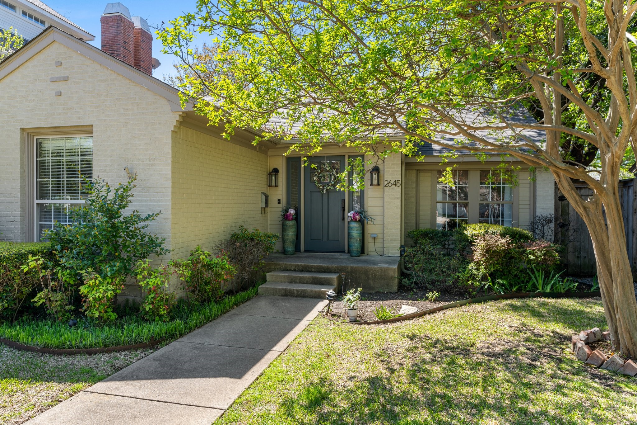 2645 Lovers Lane
