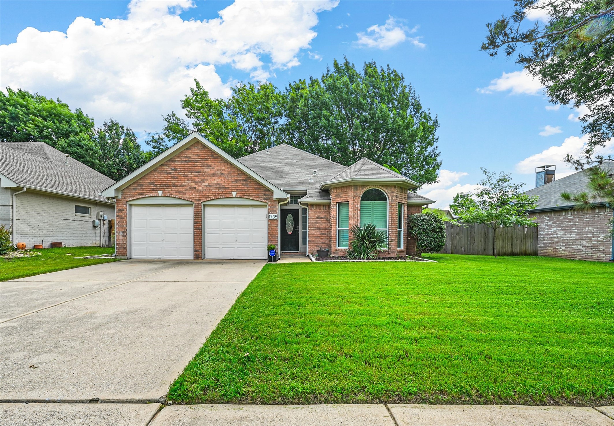 1735 Parkwood Drive