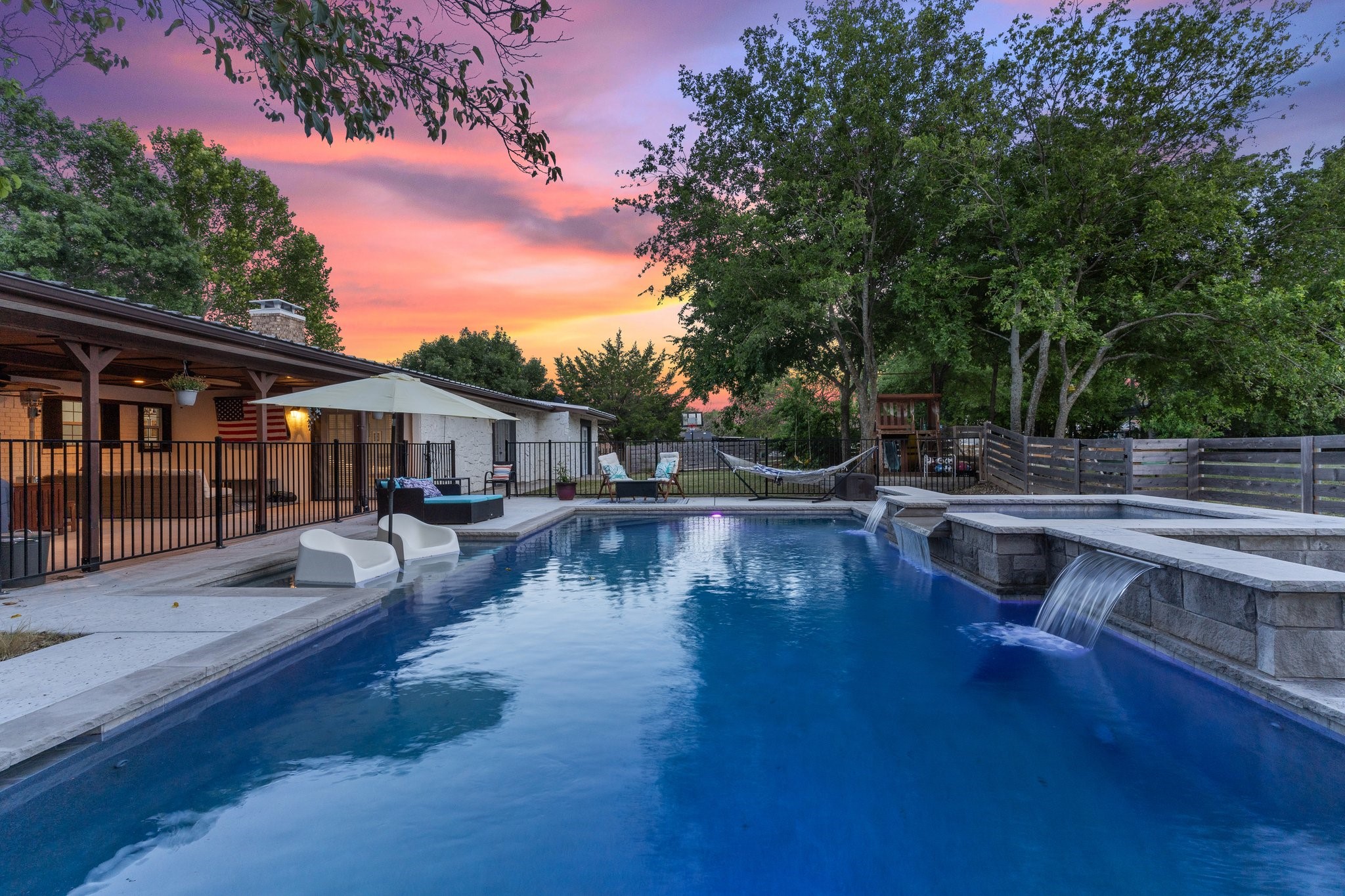 6241 Vicney Lane