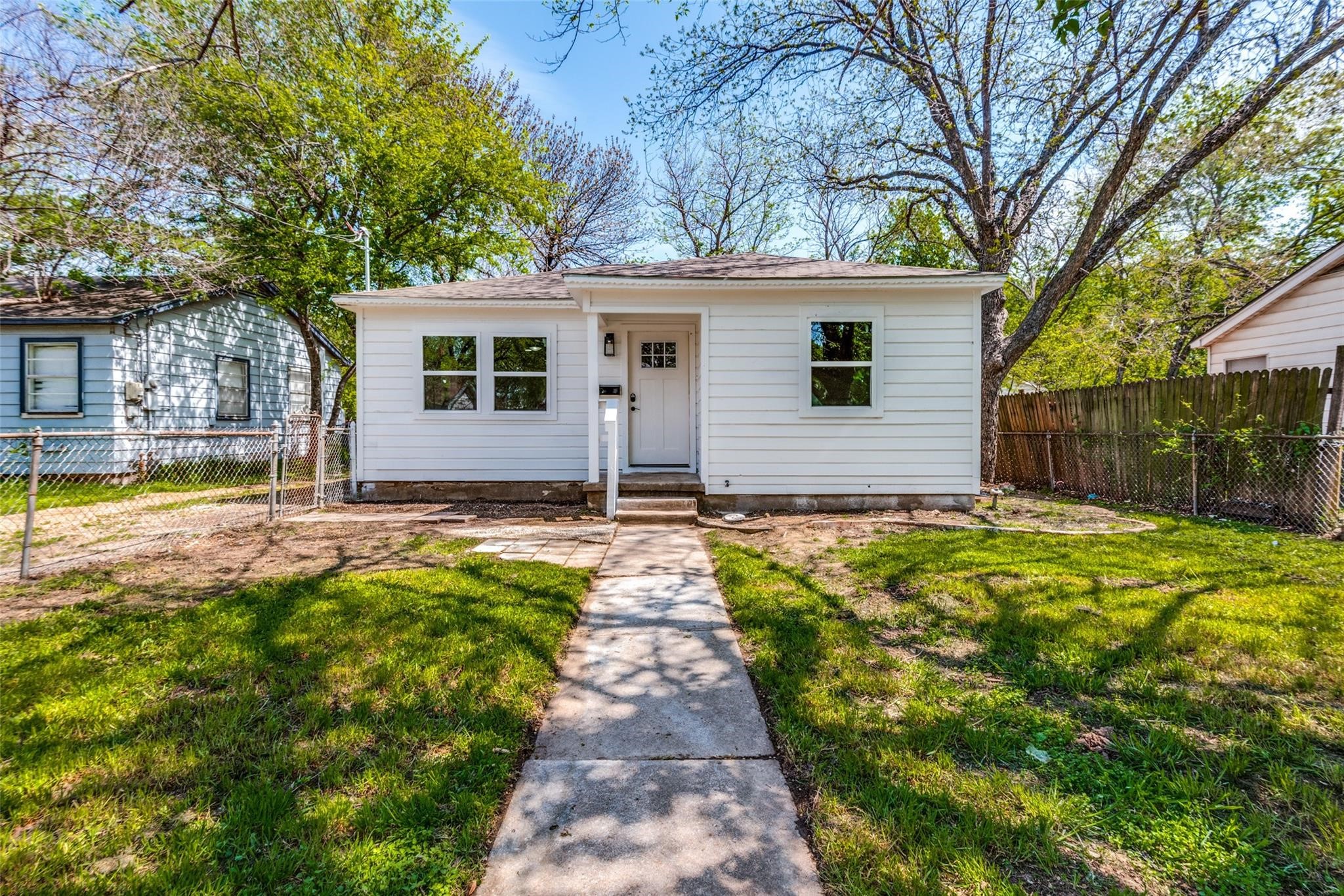 1702 Oak Lea Drive