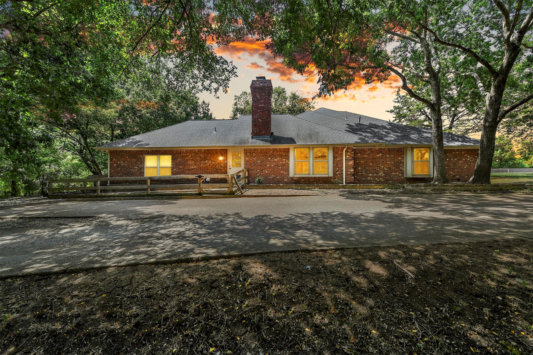 305 Evergreen Trail
