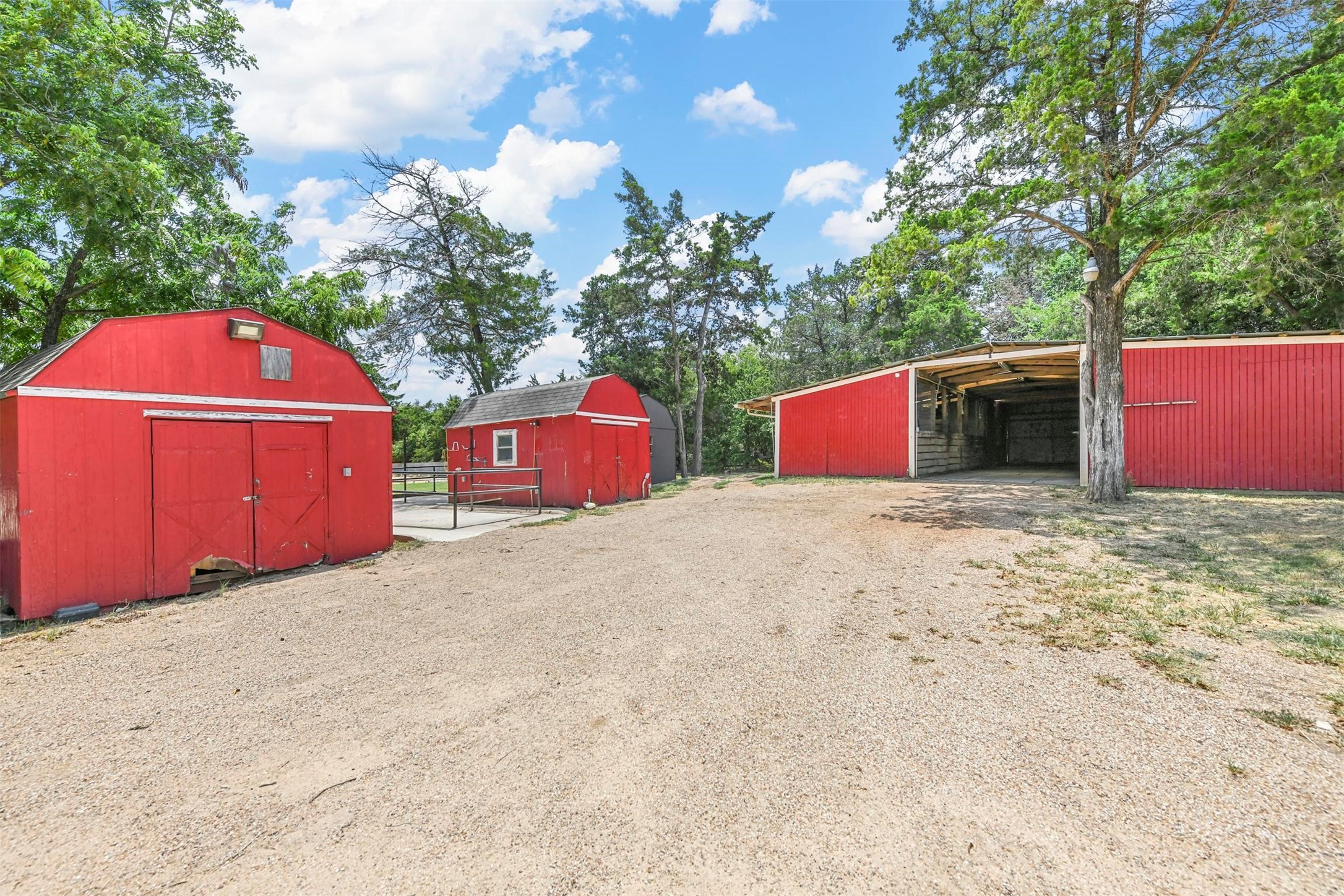 305 Evergreen Trail