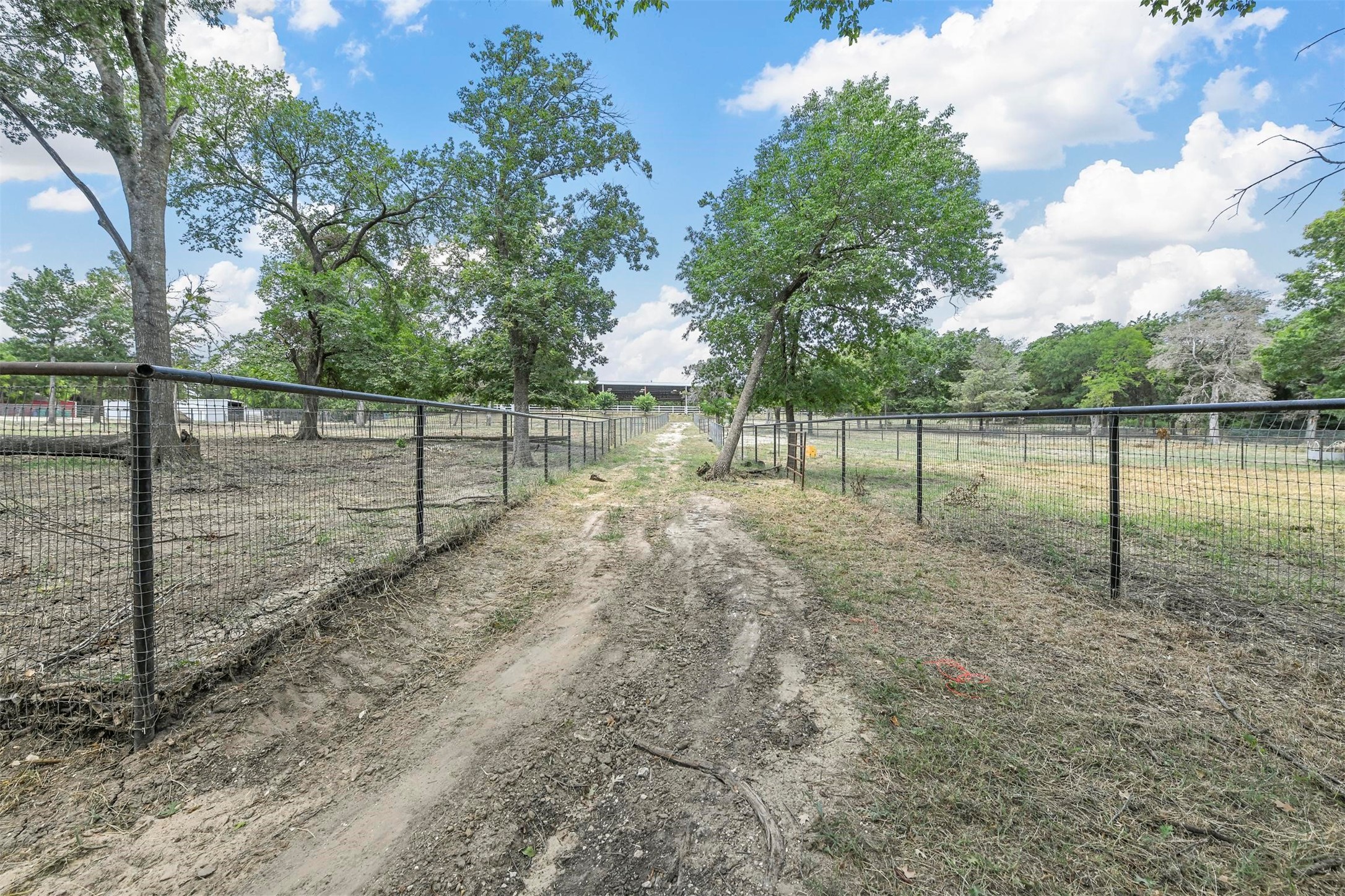 305 Evergreen Trail