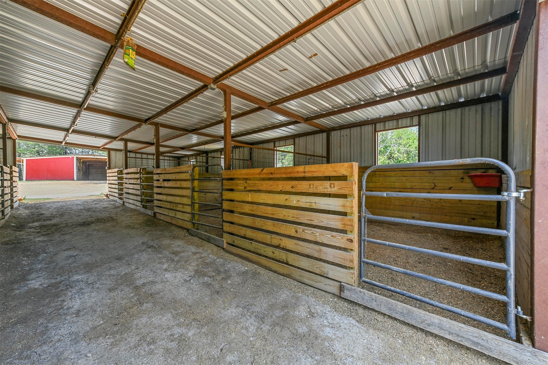 305 Evergreen Trail