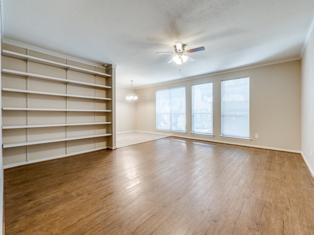 4944 Amesbury Drive 106