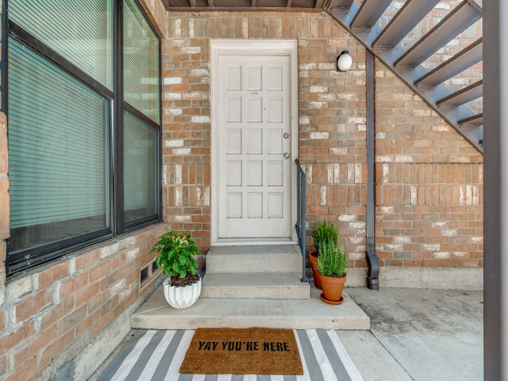 4944 Amesbury Drive 106