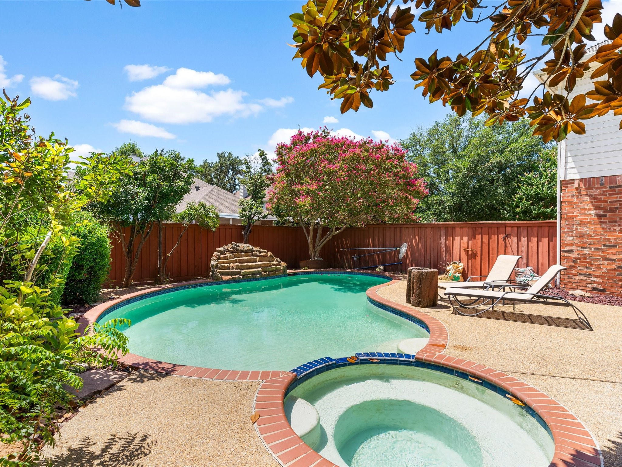 2116 Houlton Lane