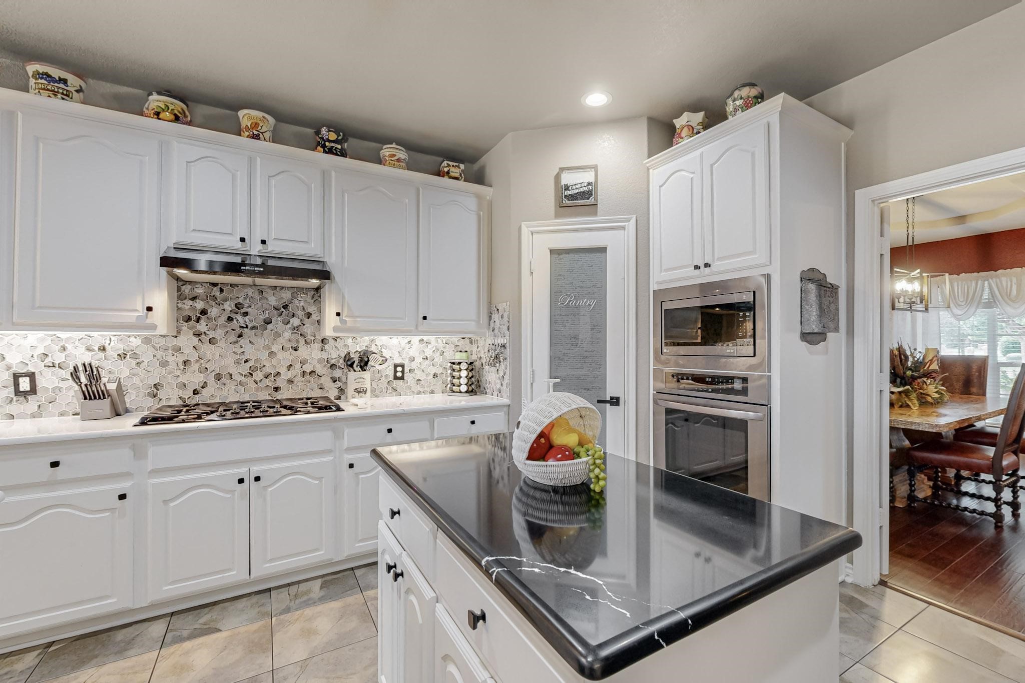 12318 Botanical Lane