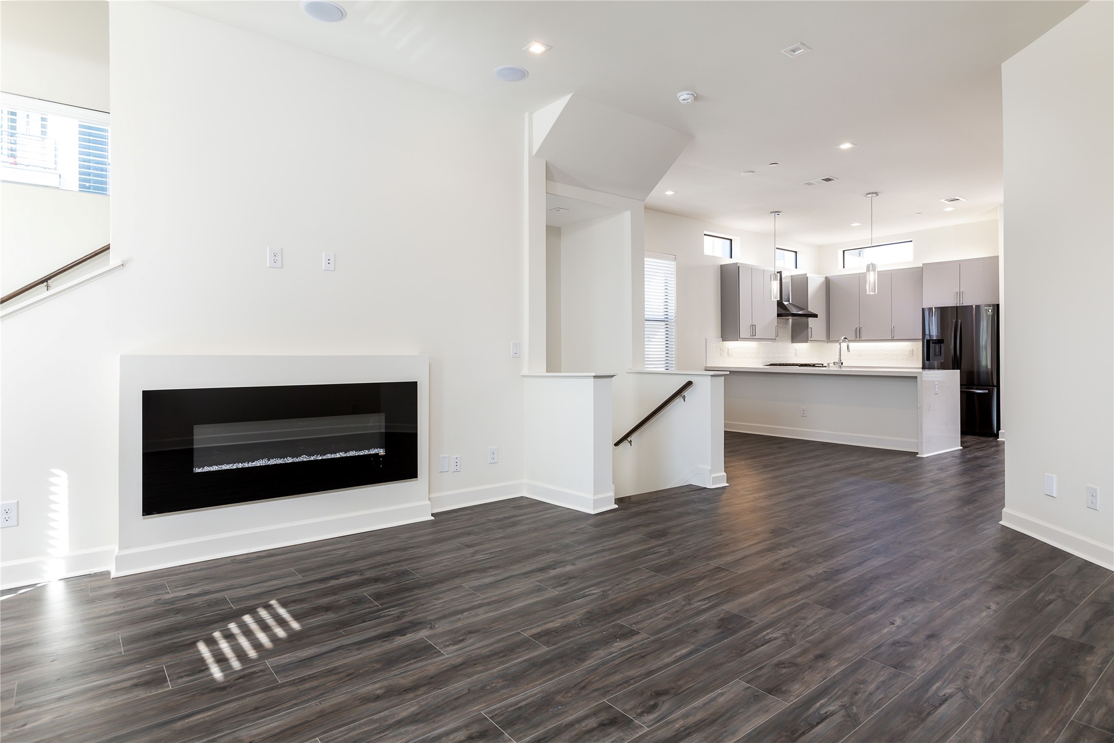 1813 Park Avenue 207