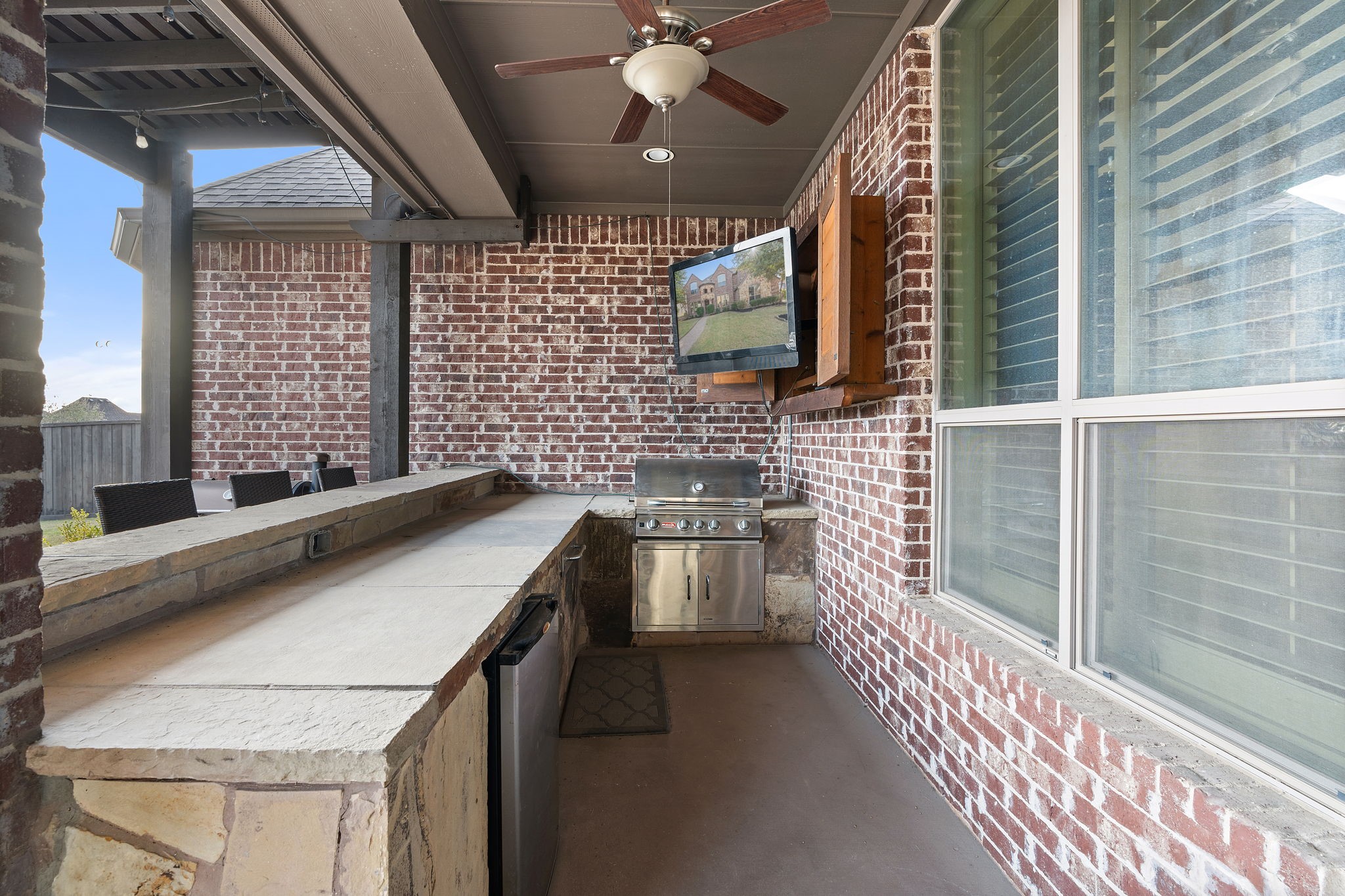 560 Michelle Court