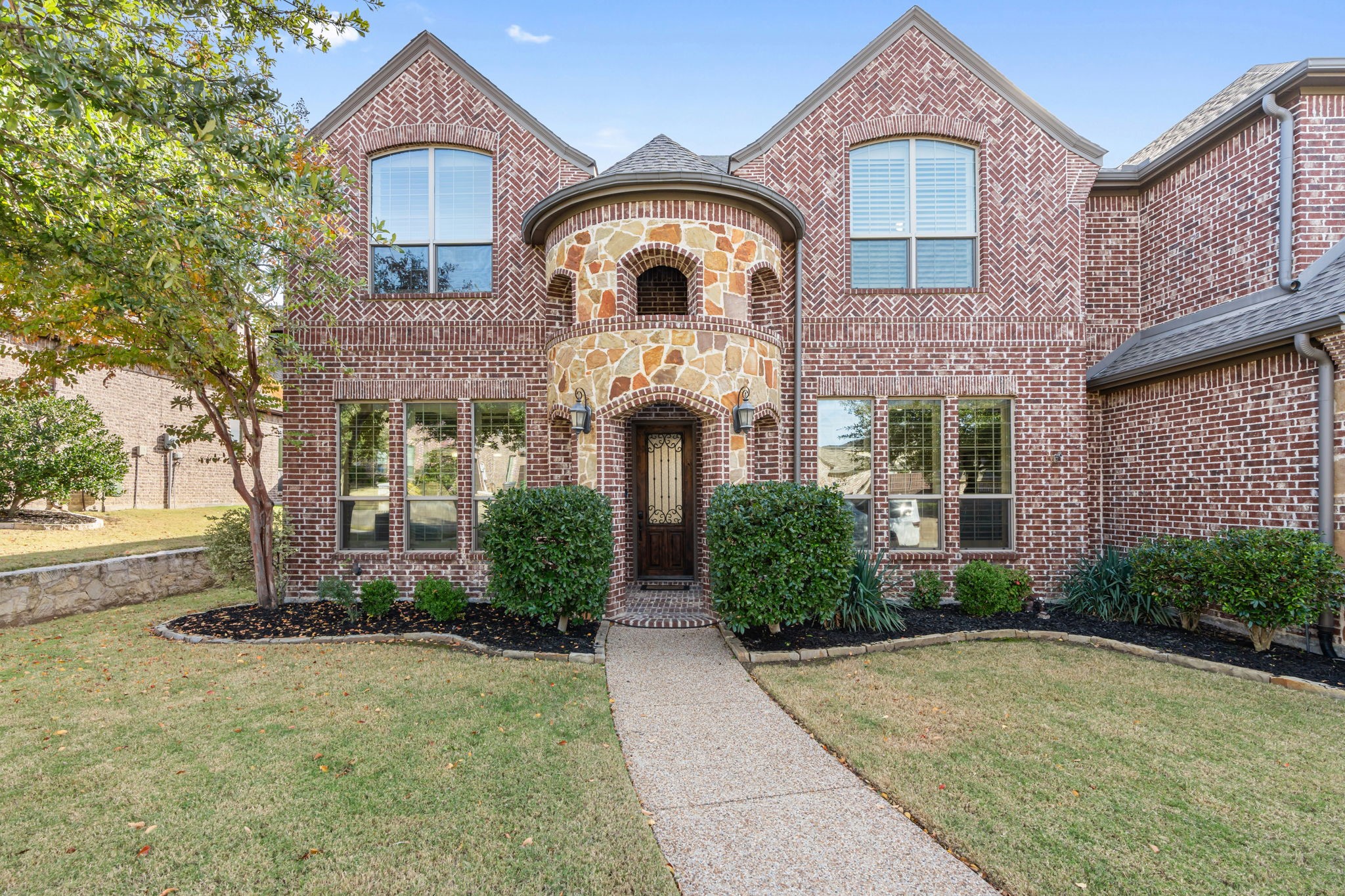 560 Michelle Court