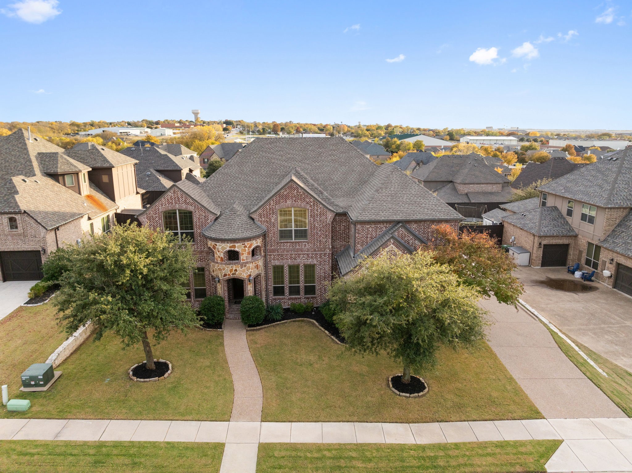 560 Michelle Court