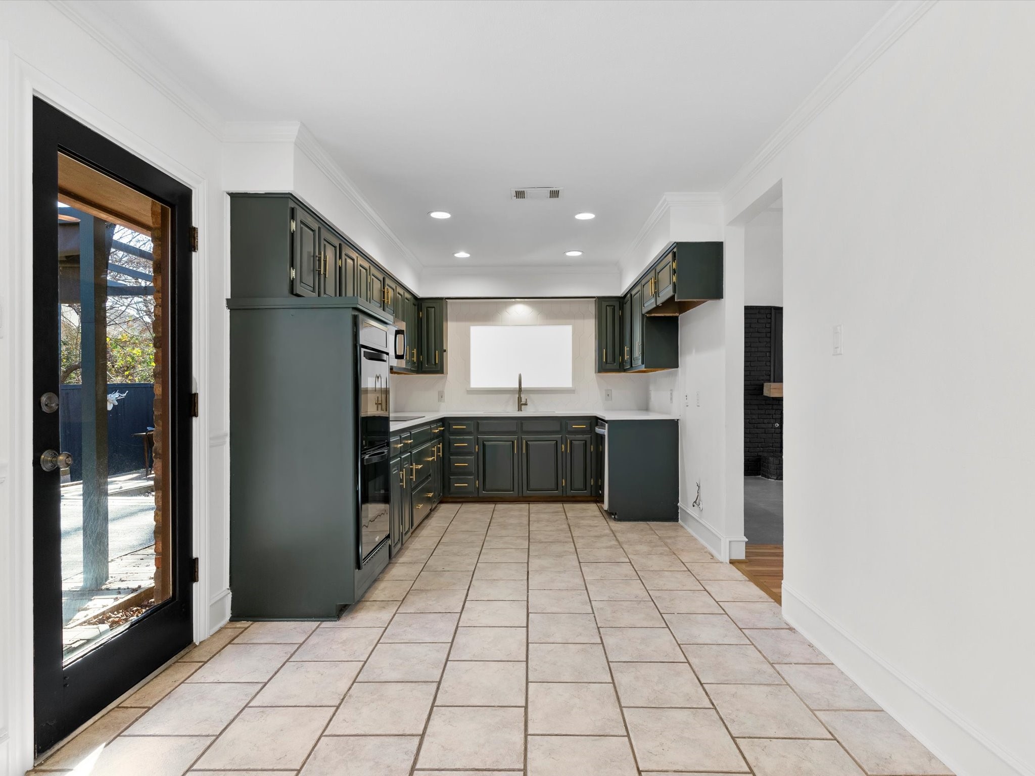 1704 Woodoak Drive