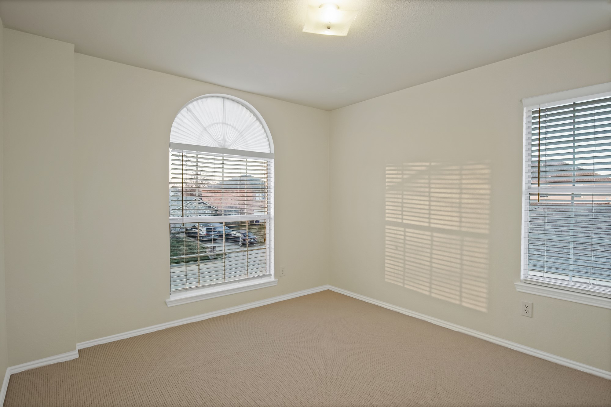 2802 Yukon Drive