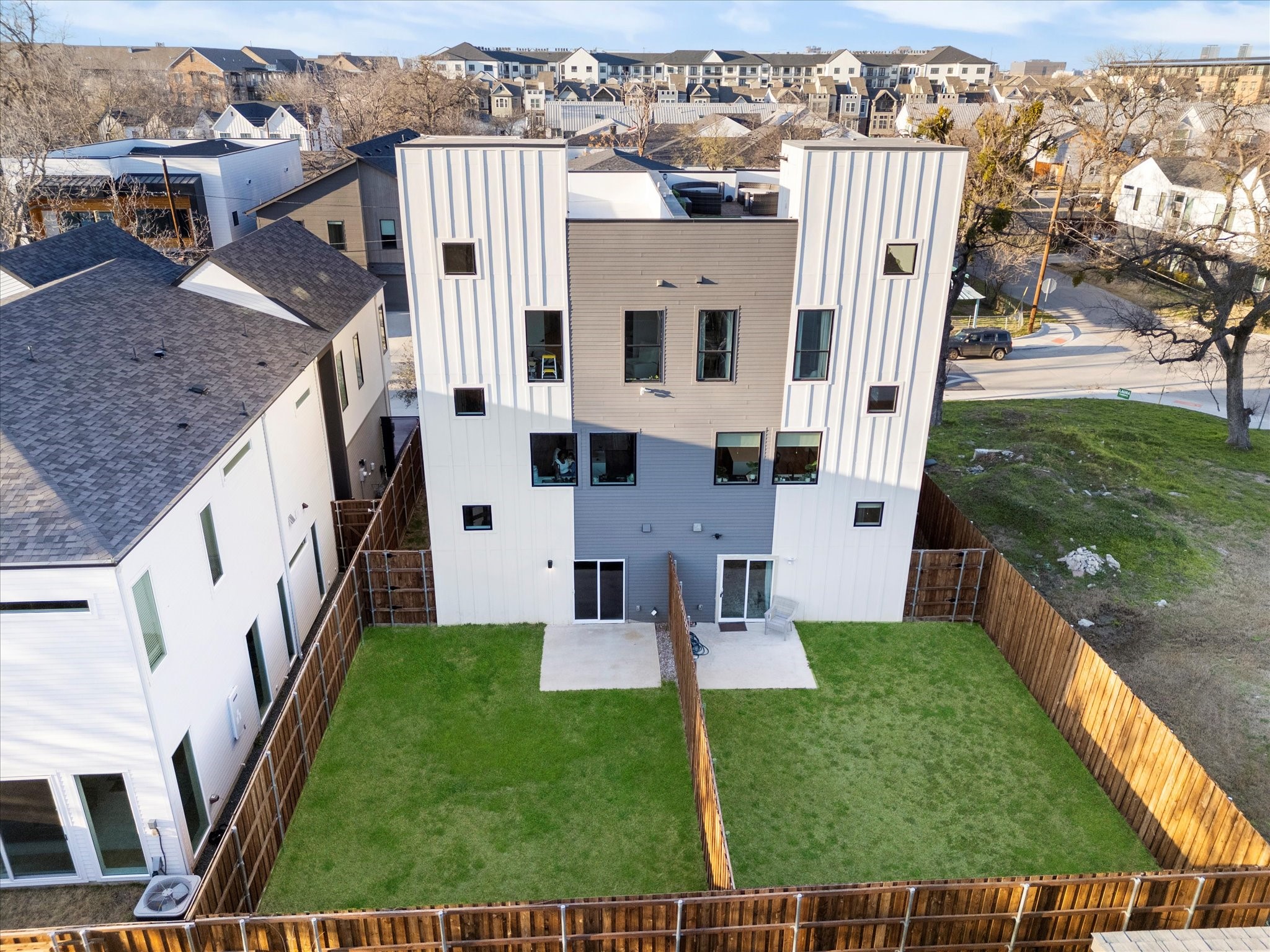 1104 Muncie Avenue