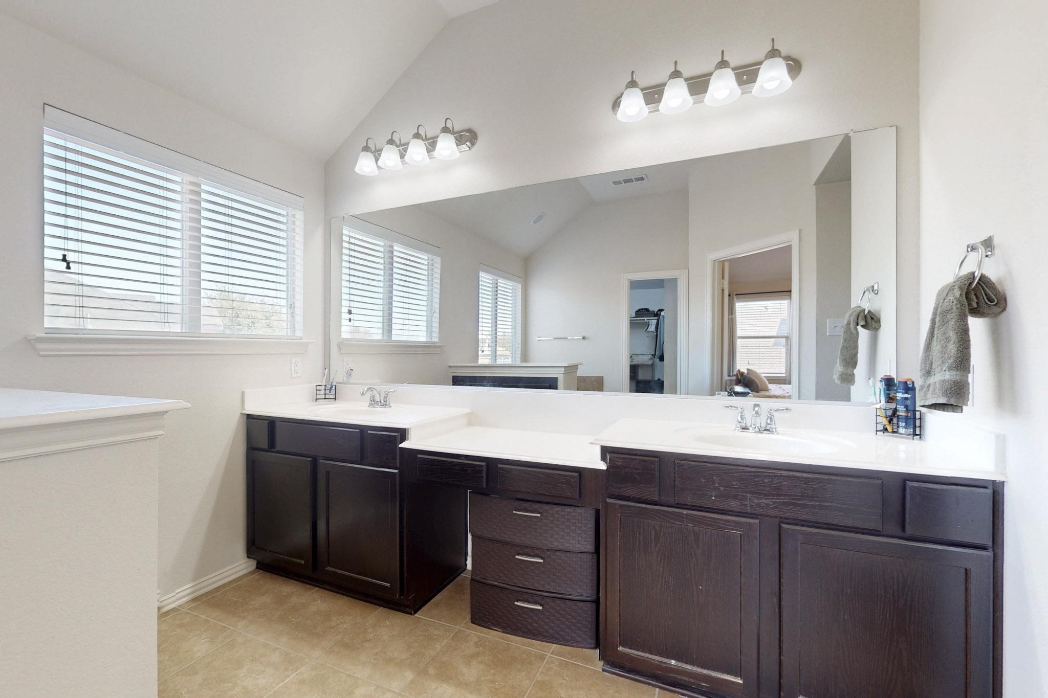 9501 Drovers View Trail