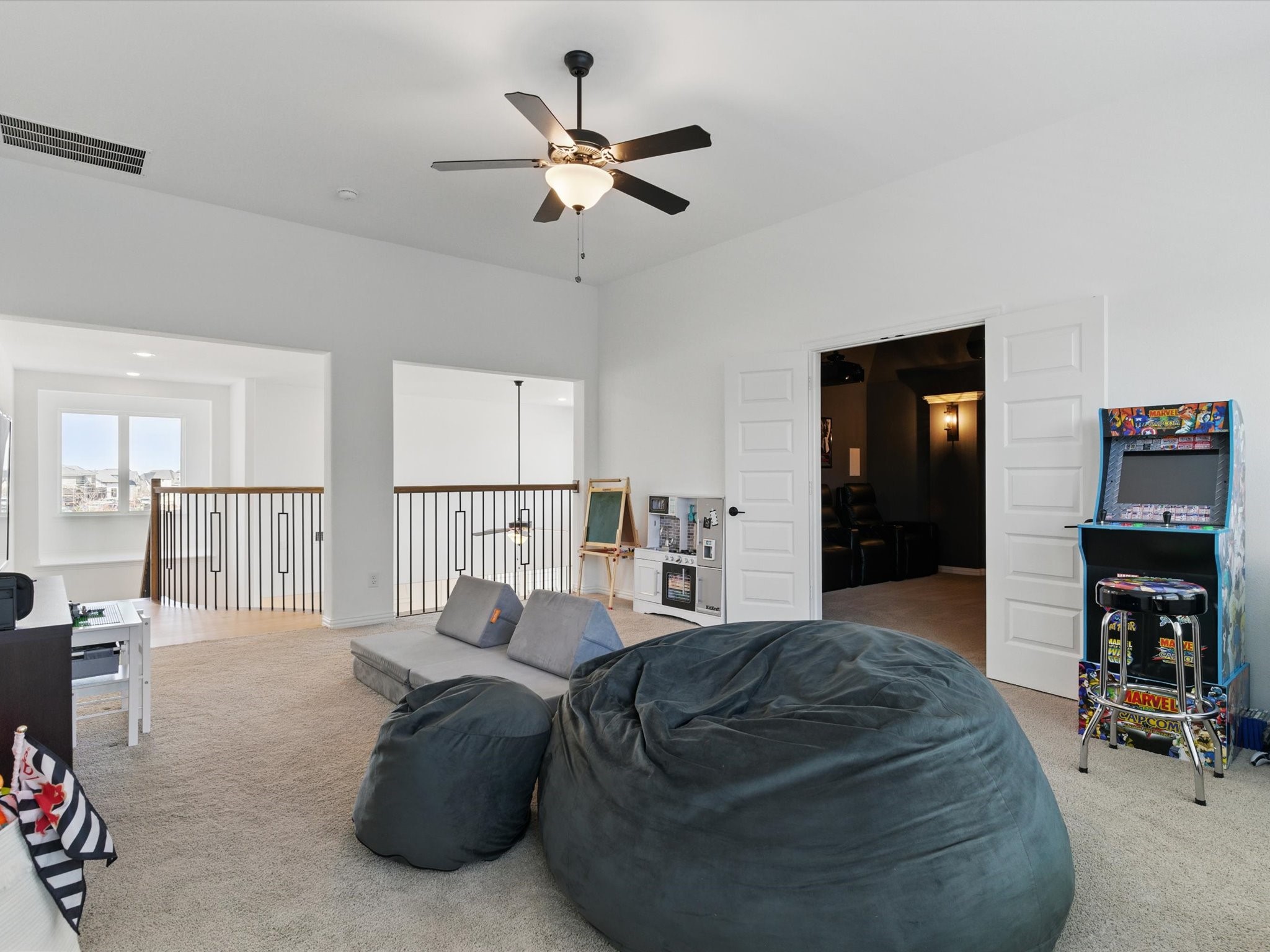 2390 Rainforest Drive