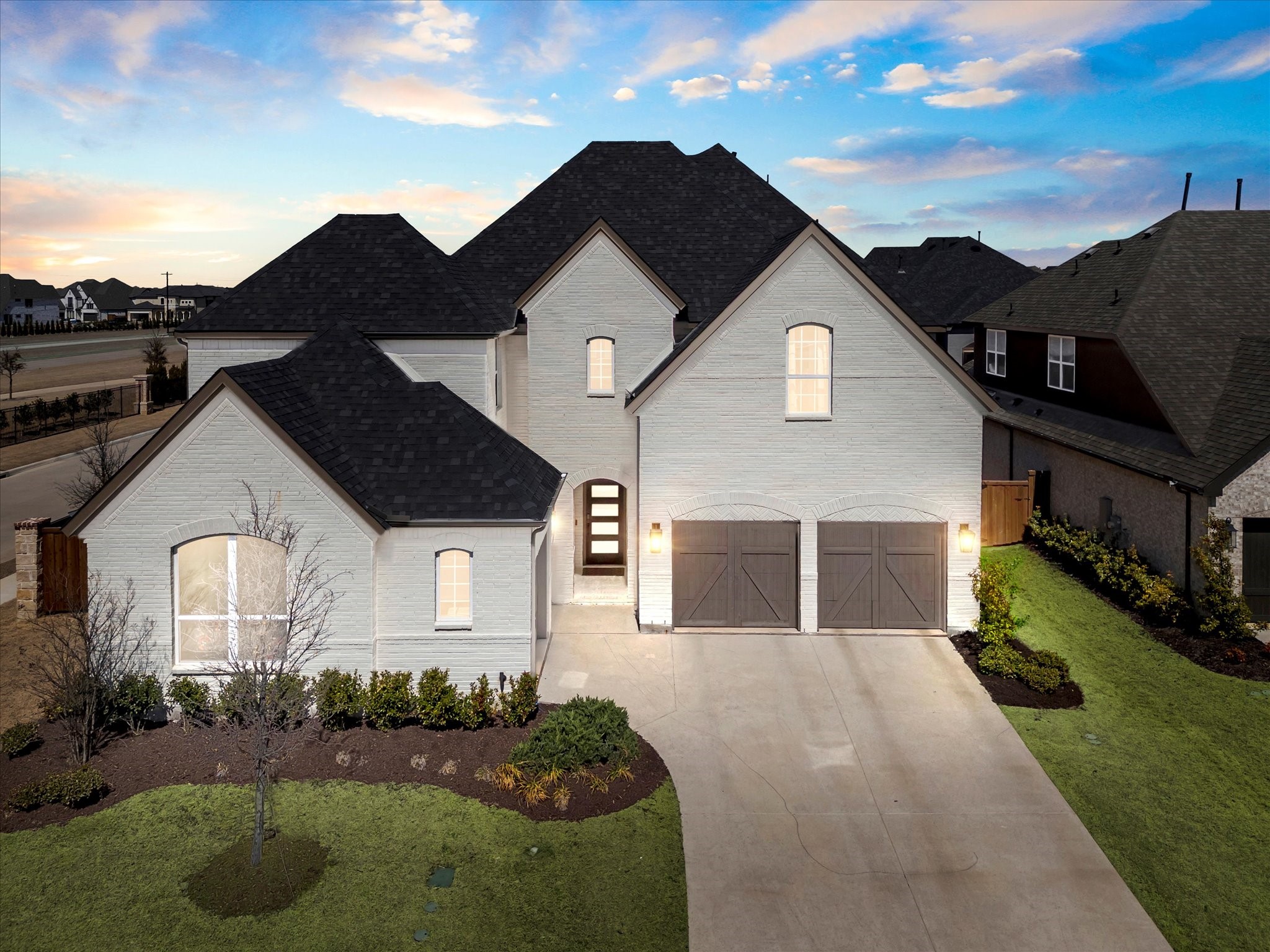 2390 Rainforest Drive