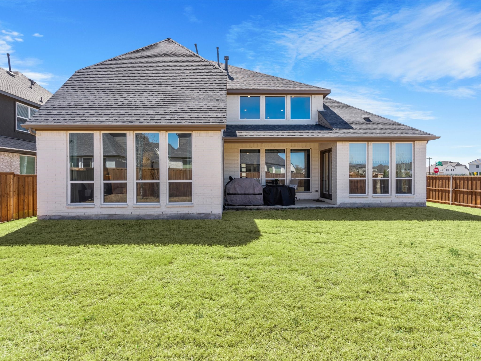 2390 Rainforest Drive