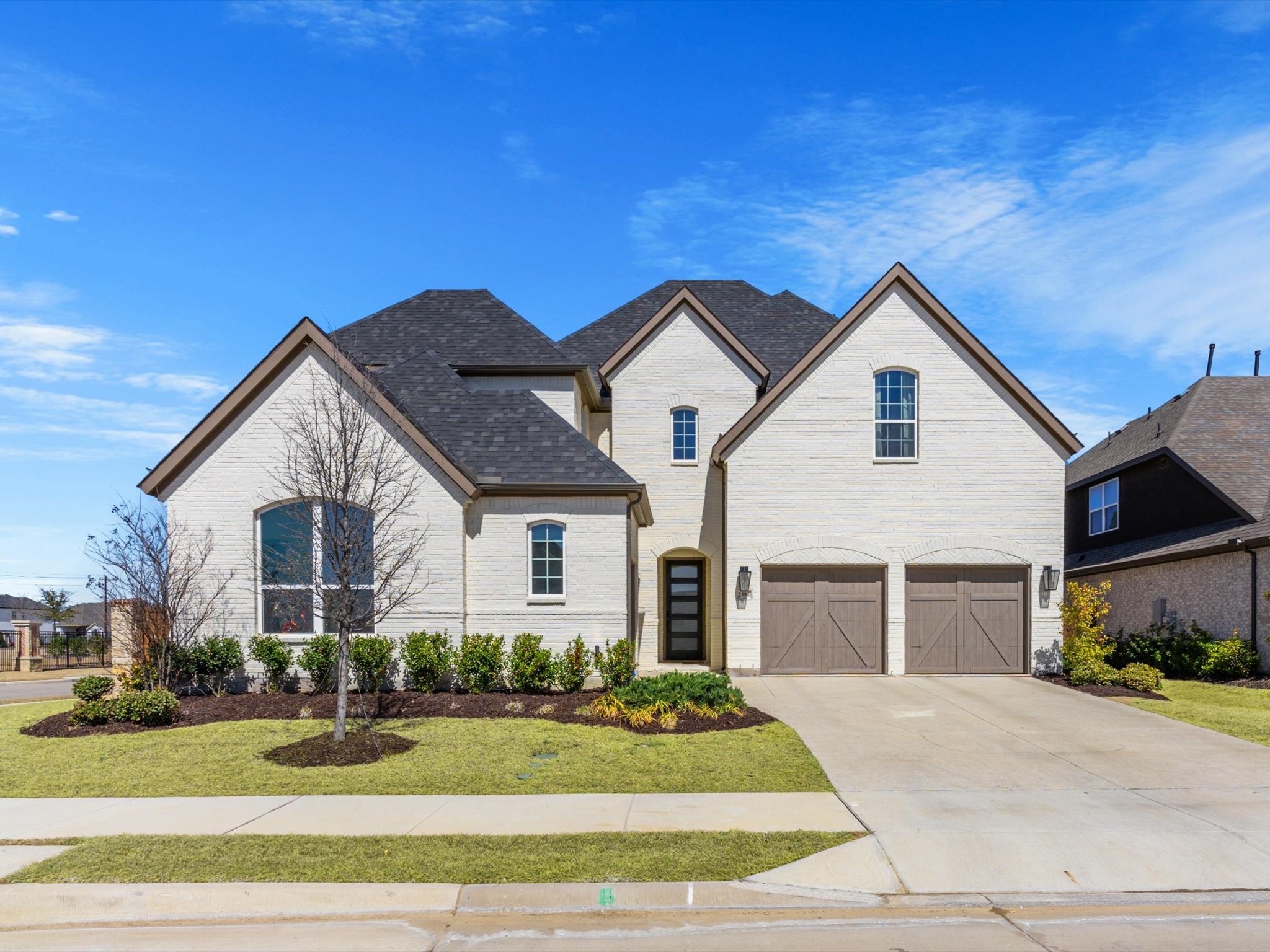 2390 Rainforest Drive