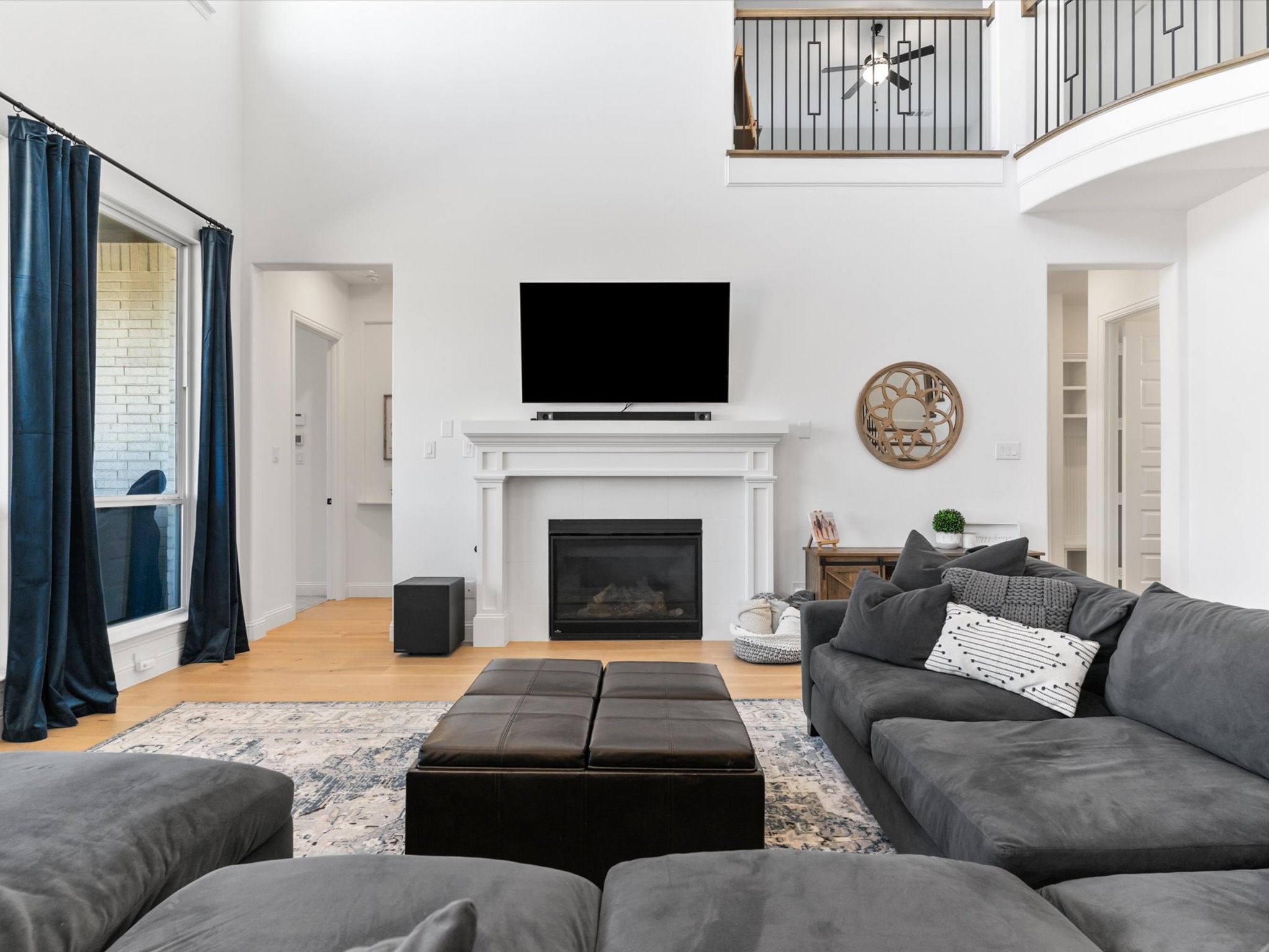 2390 Rainforest Drive