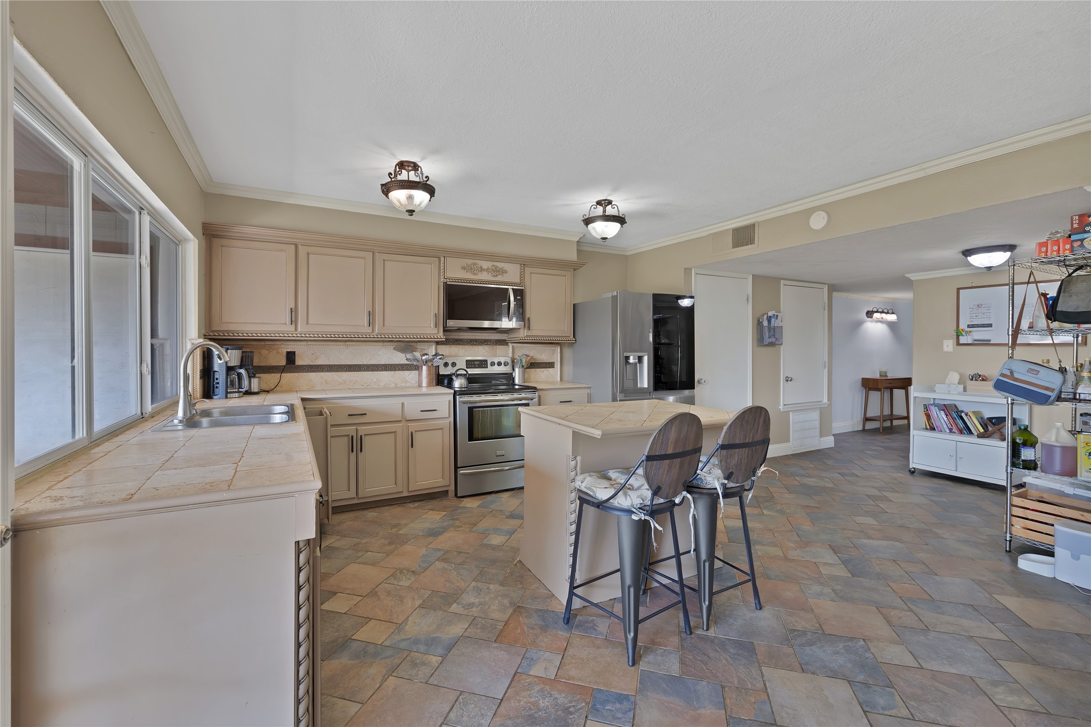 3034 San Diego Drive